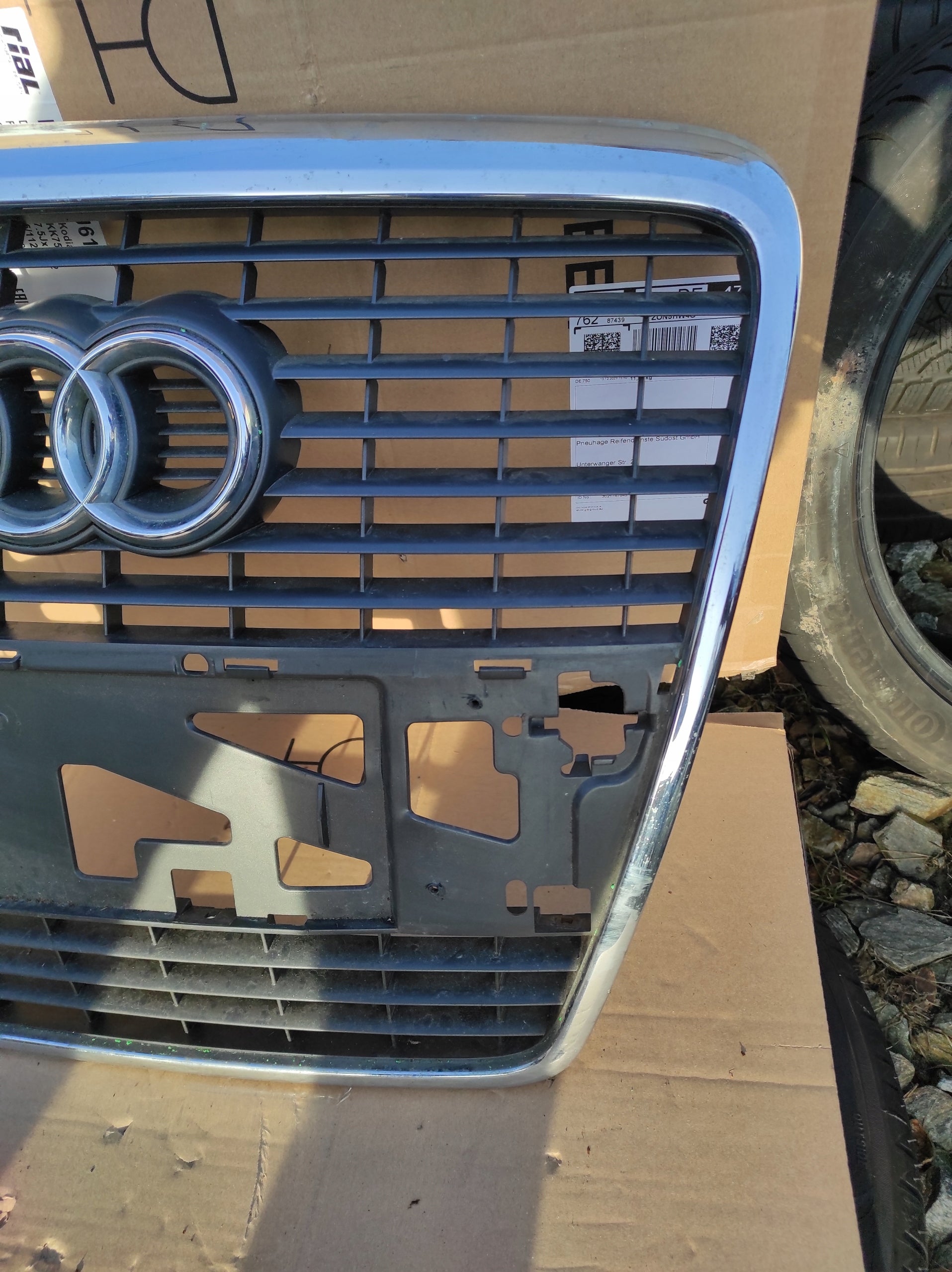 Kühlergrill Audi A6 C6 FRONTGRILL 4F0853651 Kühlergitter