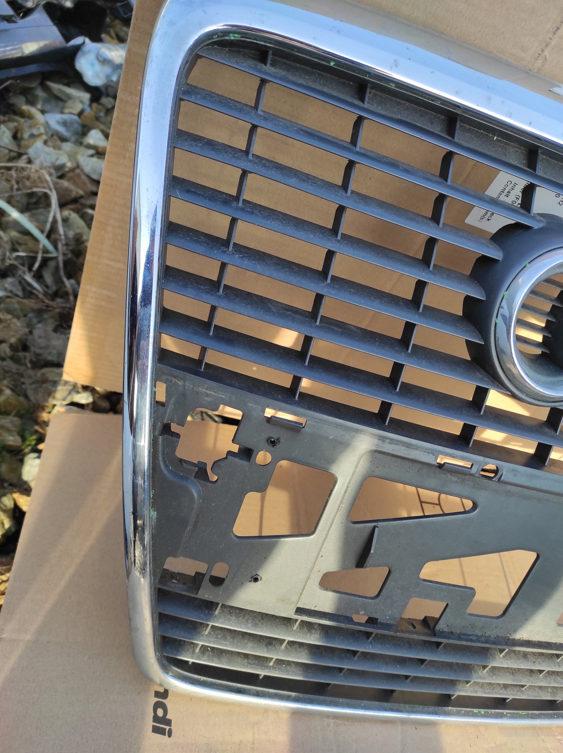 Kühlergrill Audi A6 C6 FRONTGRILL 4F0853651 Kühlergitter