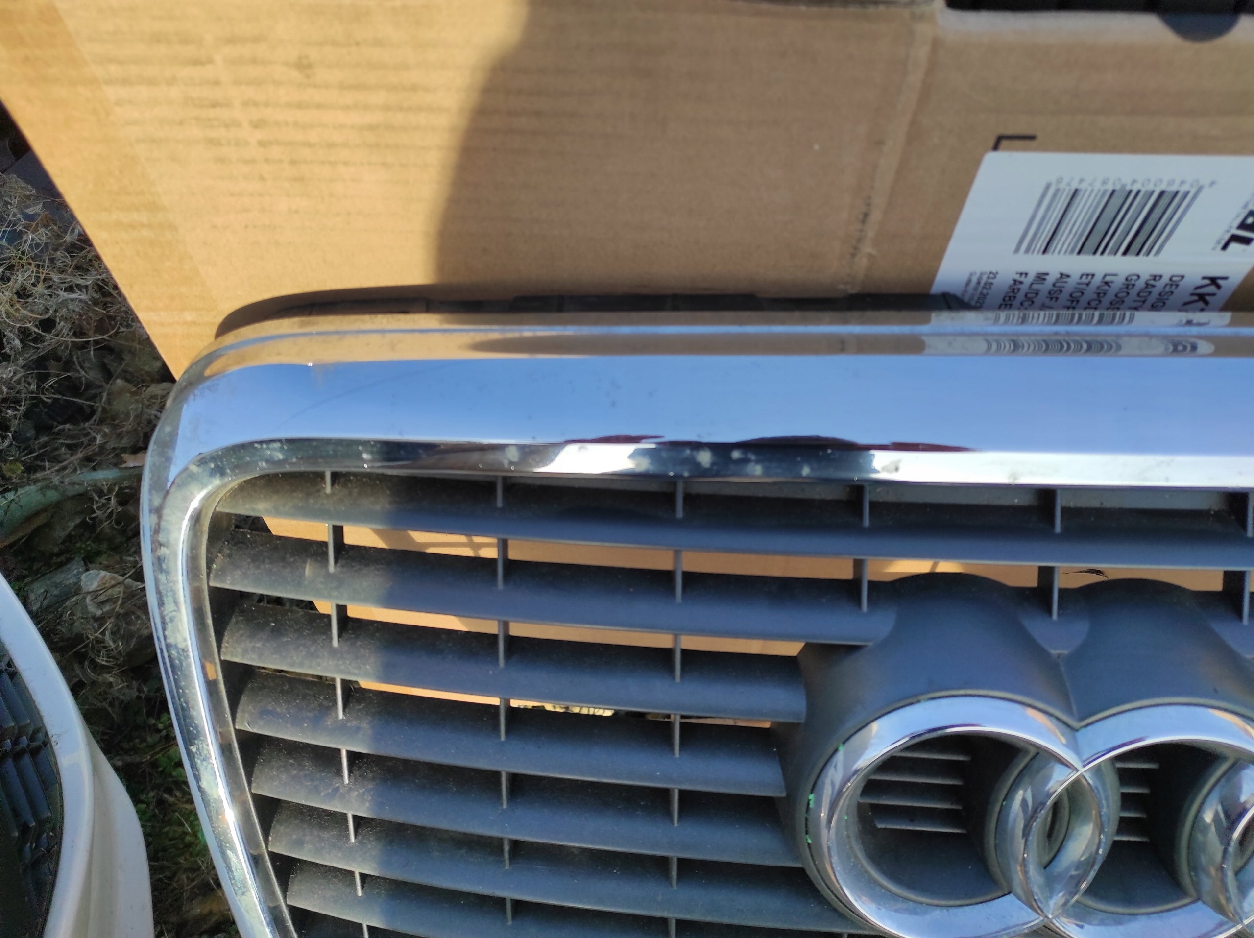 Kühlergrill Audi A6 C6 FRONTGRILL 4F0853651 Kühlergitter