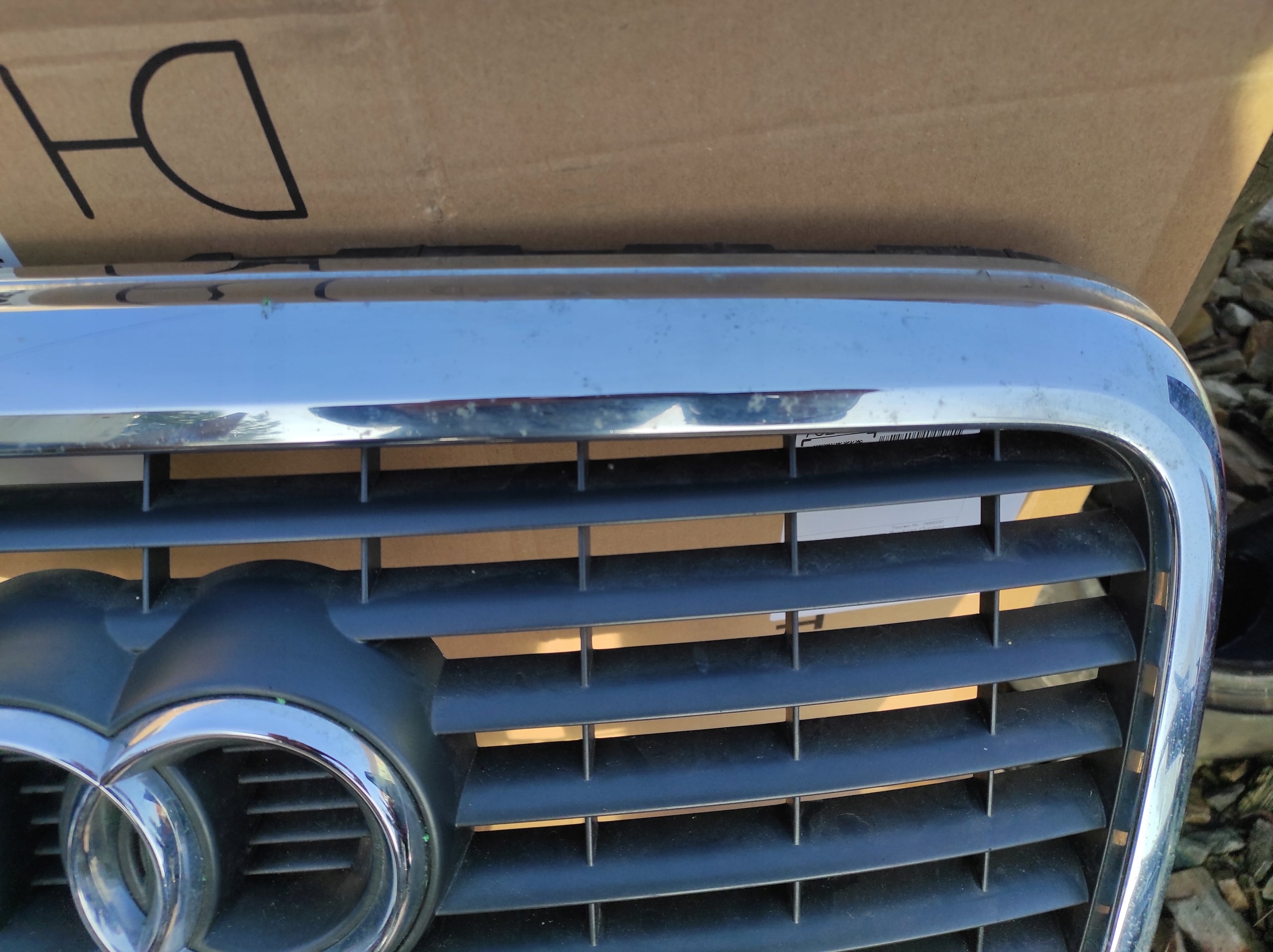 Kühlergrill Audi A6 C6 FRONTGRILL 4F0853651 Kühlergitter