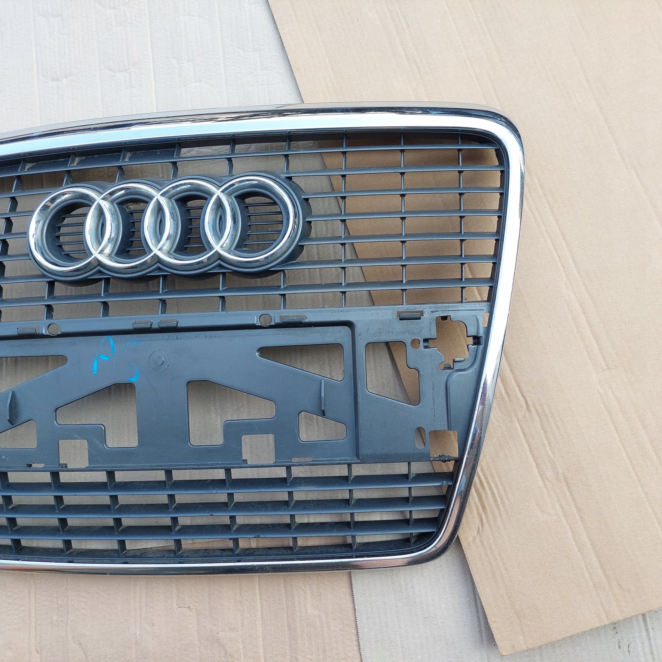 Kühlergrill Audi A6 C6 FRONTGRILL 4F08536514F Kühlergitter