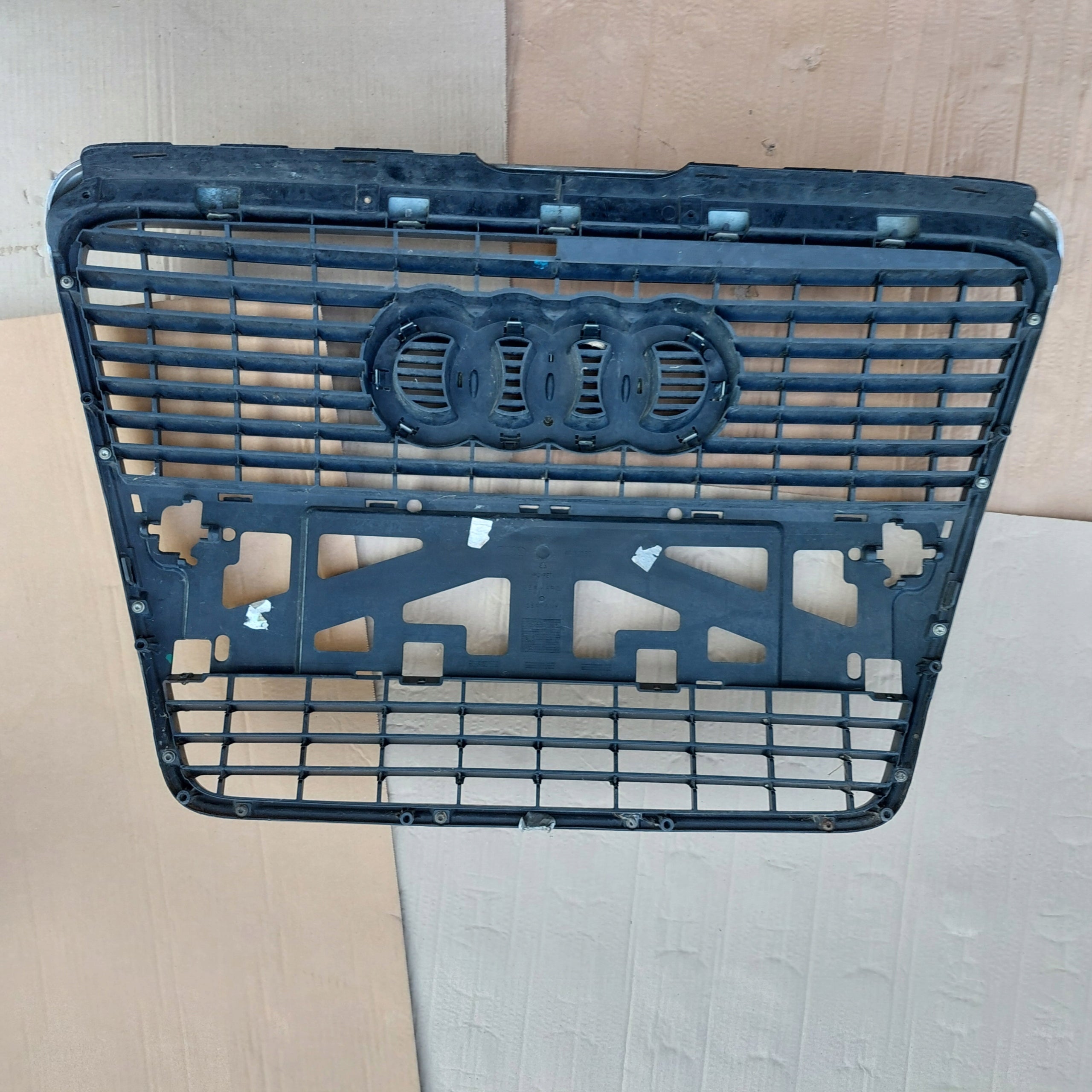 Kühlergrill Audi A6 C6 FRONTGRILL 4F08536514F Kühlergitter