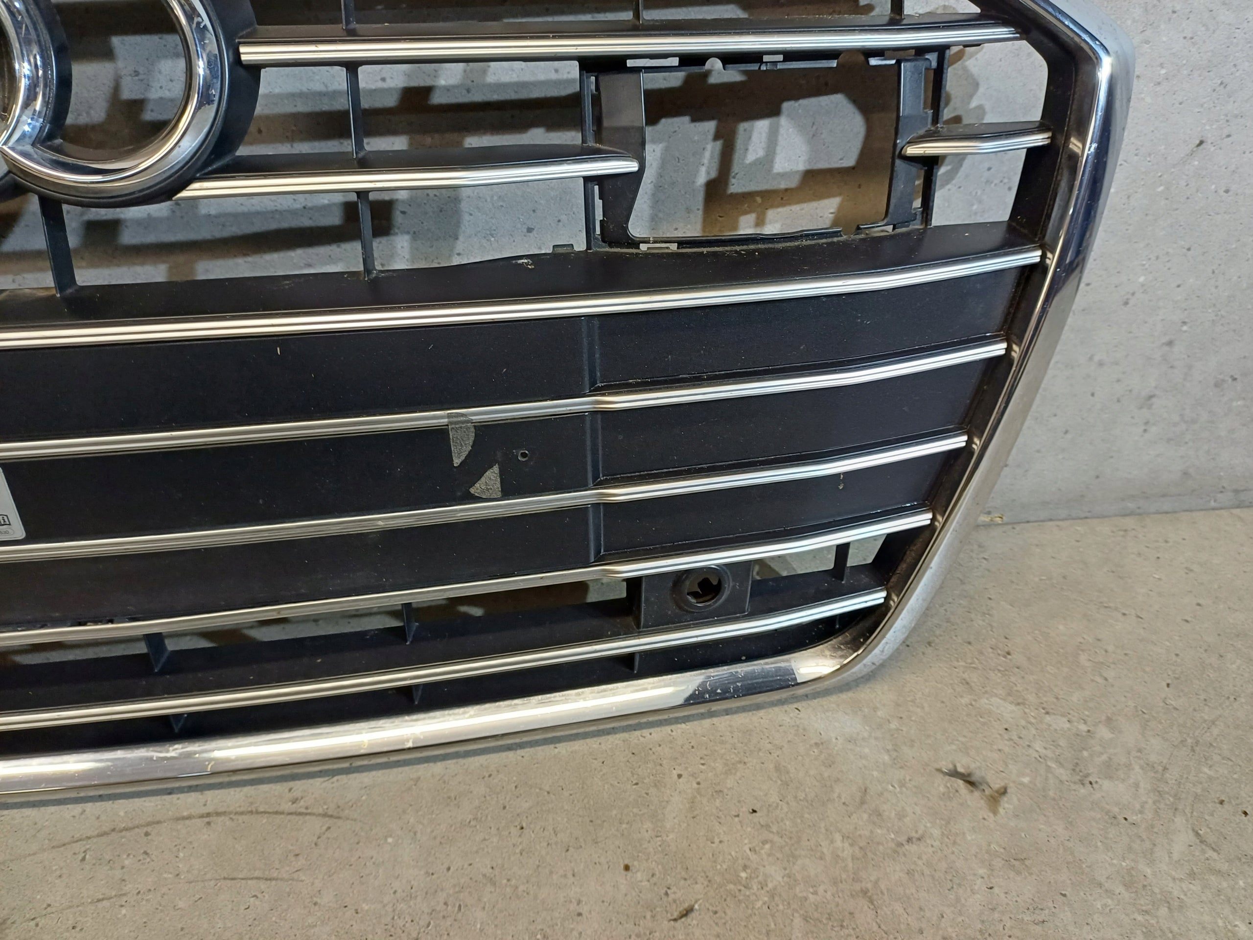 Kühlergrill Audi A6 C8 4K FRONTGRILL 4K0853651C Kühlergitter