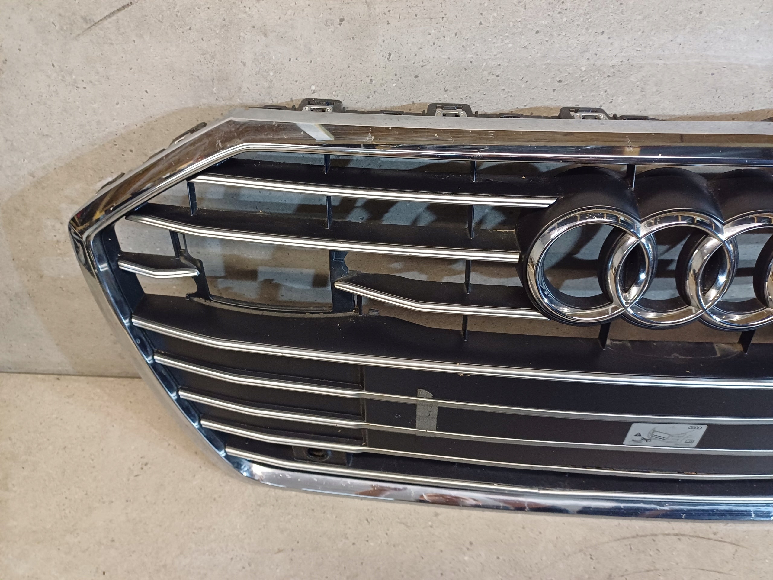 Kühlergrill Audi A6 C8 4K FRONTGRILL 4K0853651C Kühlergitter