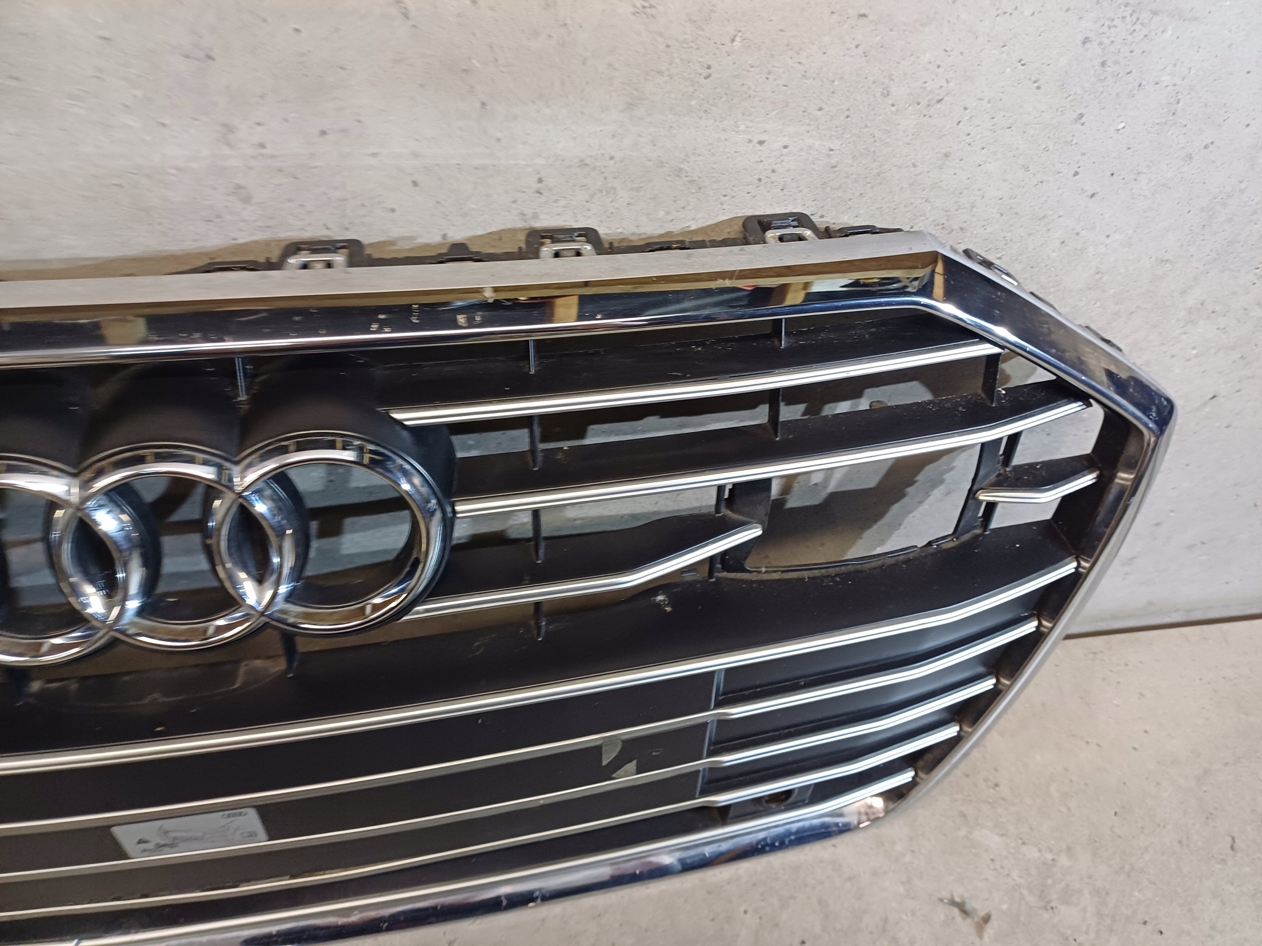 Kühlergrill Audi A6 C8 4K FRONTGRILL 4K0853651C Kühlergitter