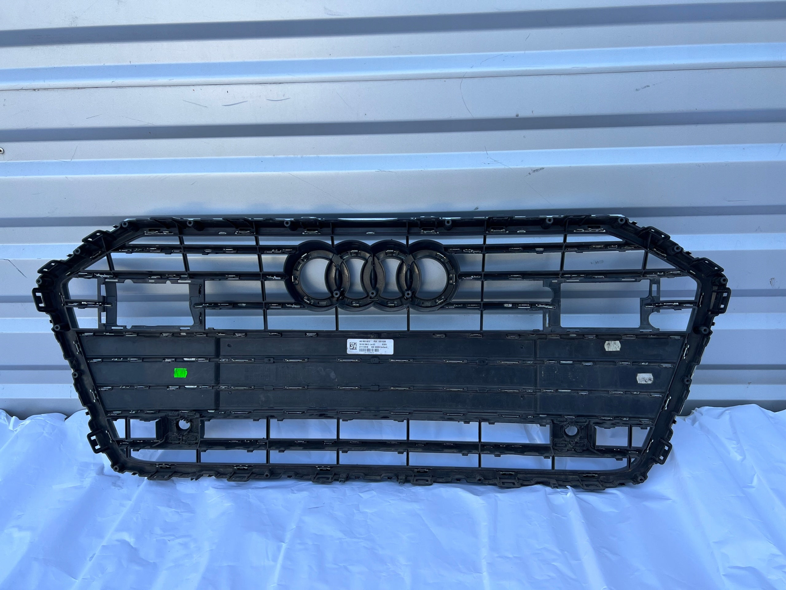 Kühlergrill Audi A6 C8 4K0 FRONTGRILL 4K0853651C Kühlergitter