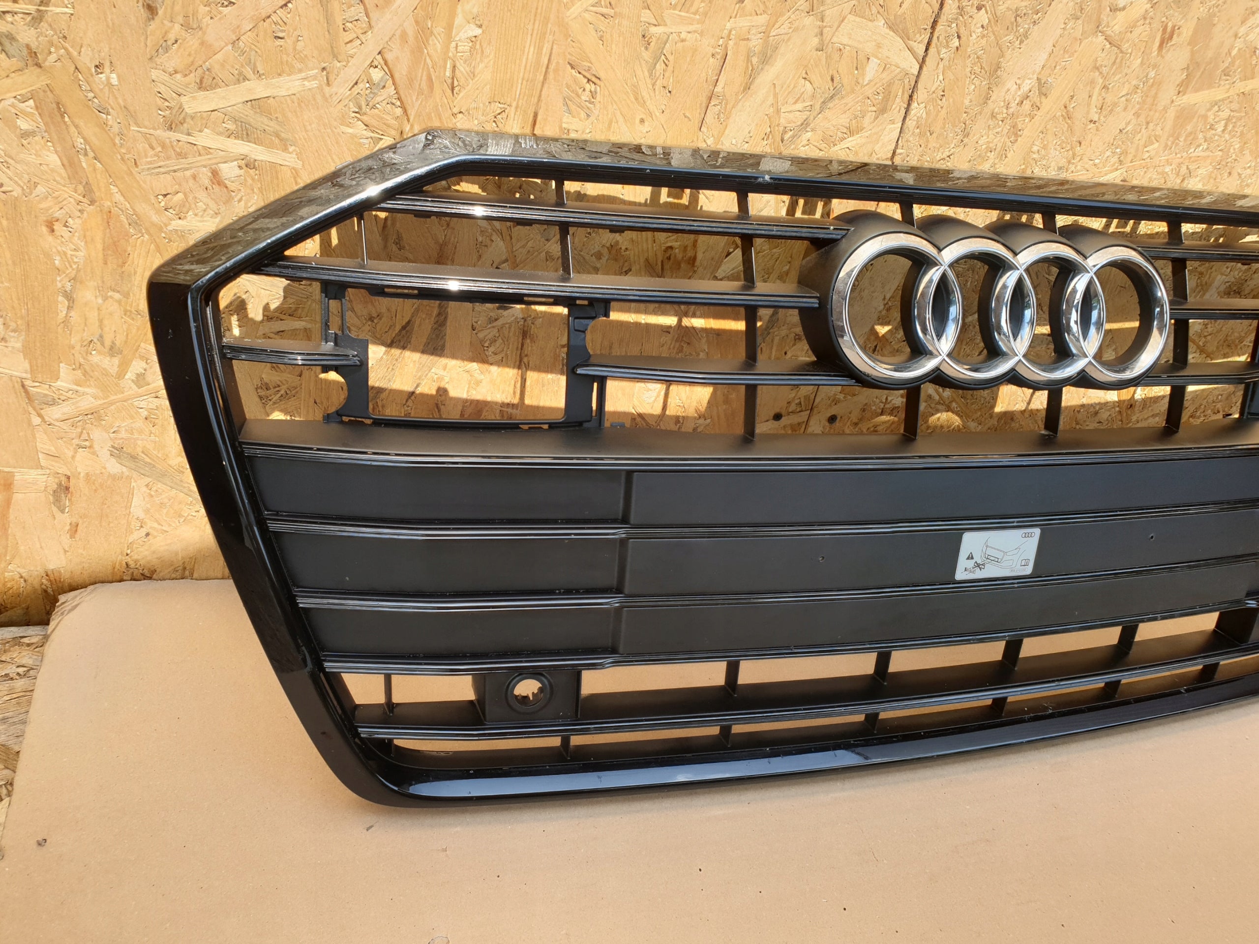 Kühlergrill Audi A6 C8 4K FRONTGRILL 4K0853651C Kühlergitter