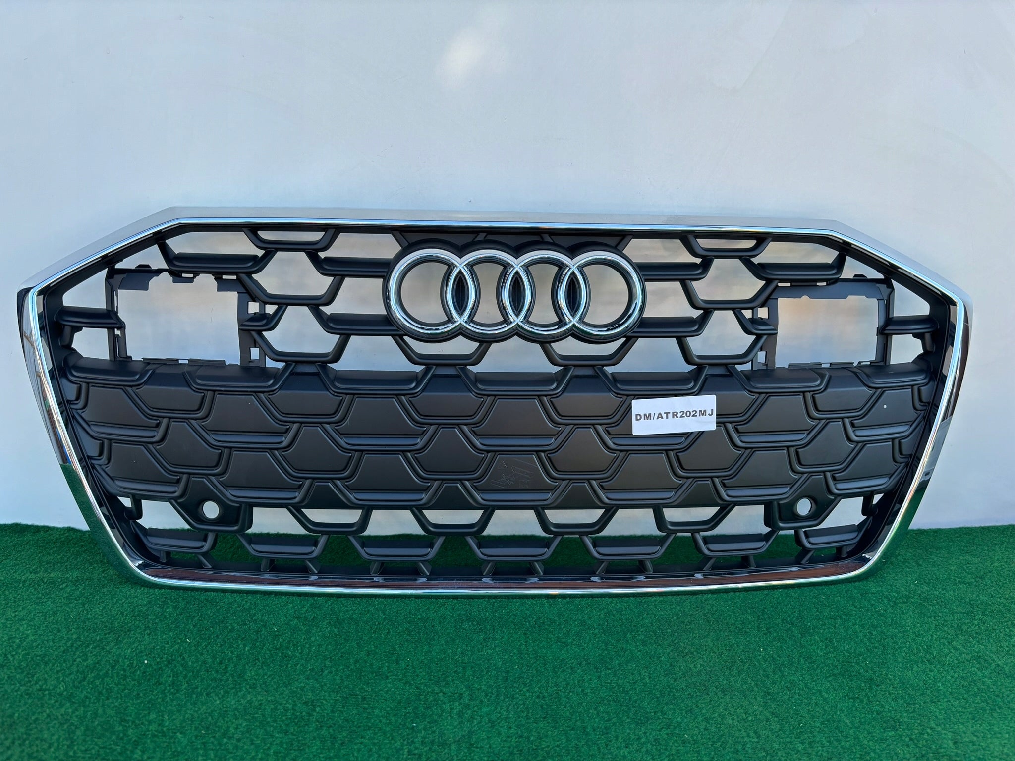 Kühlergrill Audi A6 C8 4K FRONTGRILL 4K0853651R0 Kühlergitter