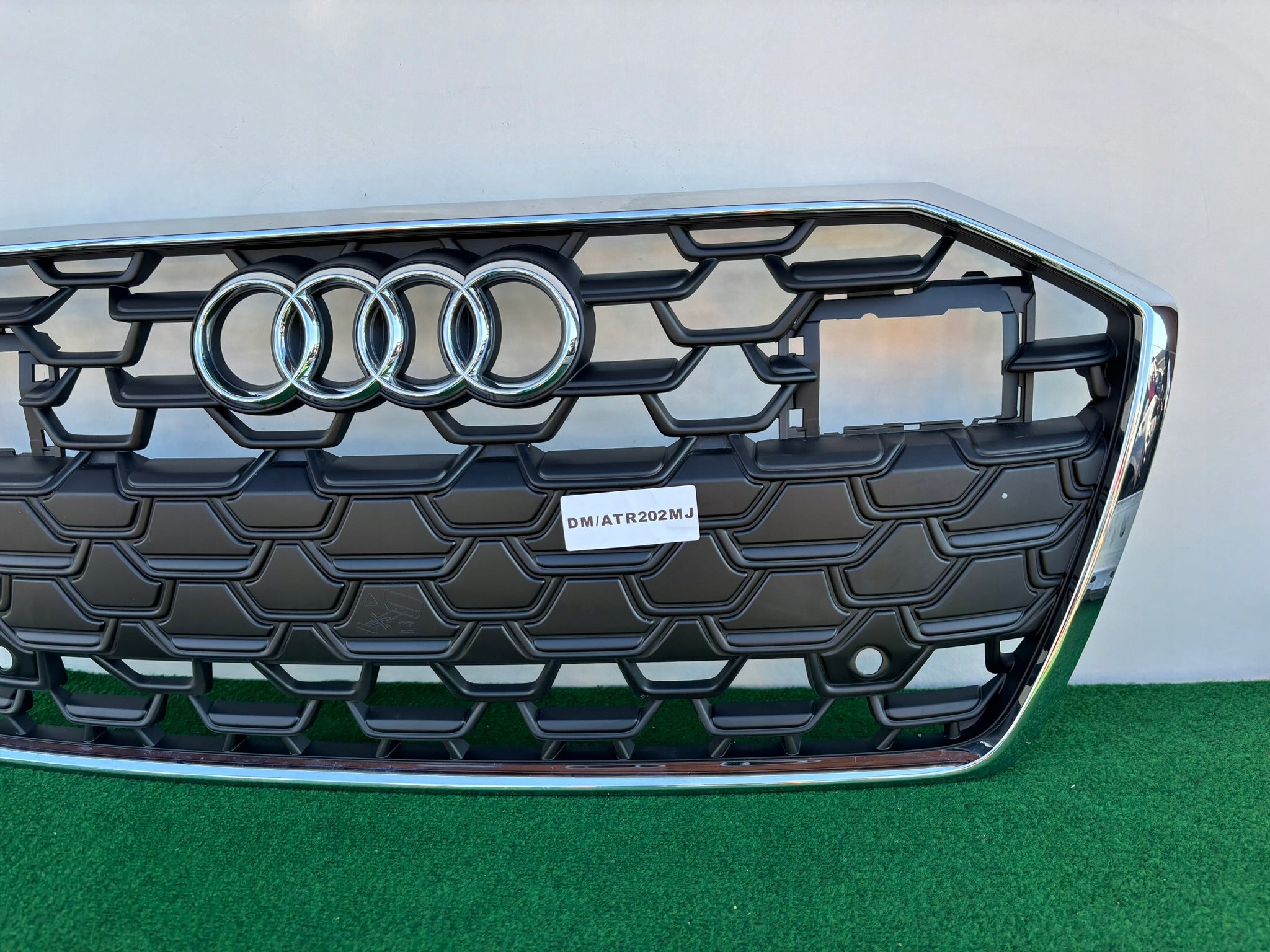 Kühlergrill Audi A6 C8 4K FRONTGRILL 4K0853651R0 Kühlergitter