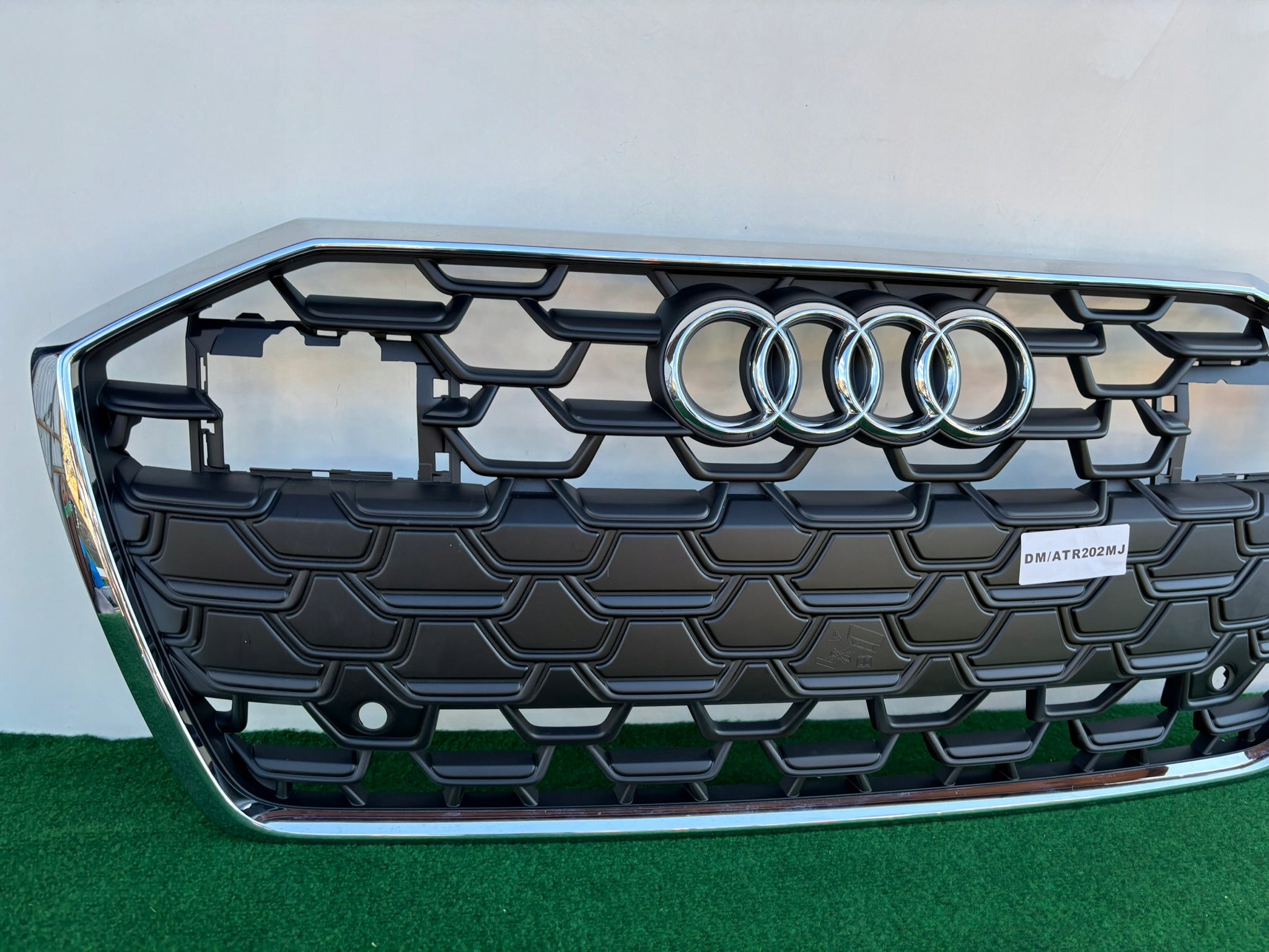 Kühlergrill Audi A6 C8 4K FRONTGRILL 4K0853651R0 Kühlergitter