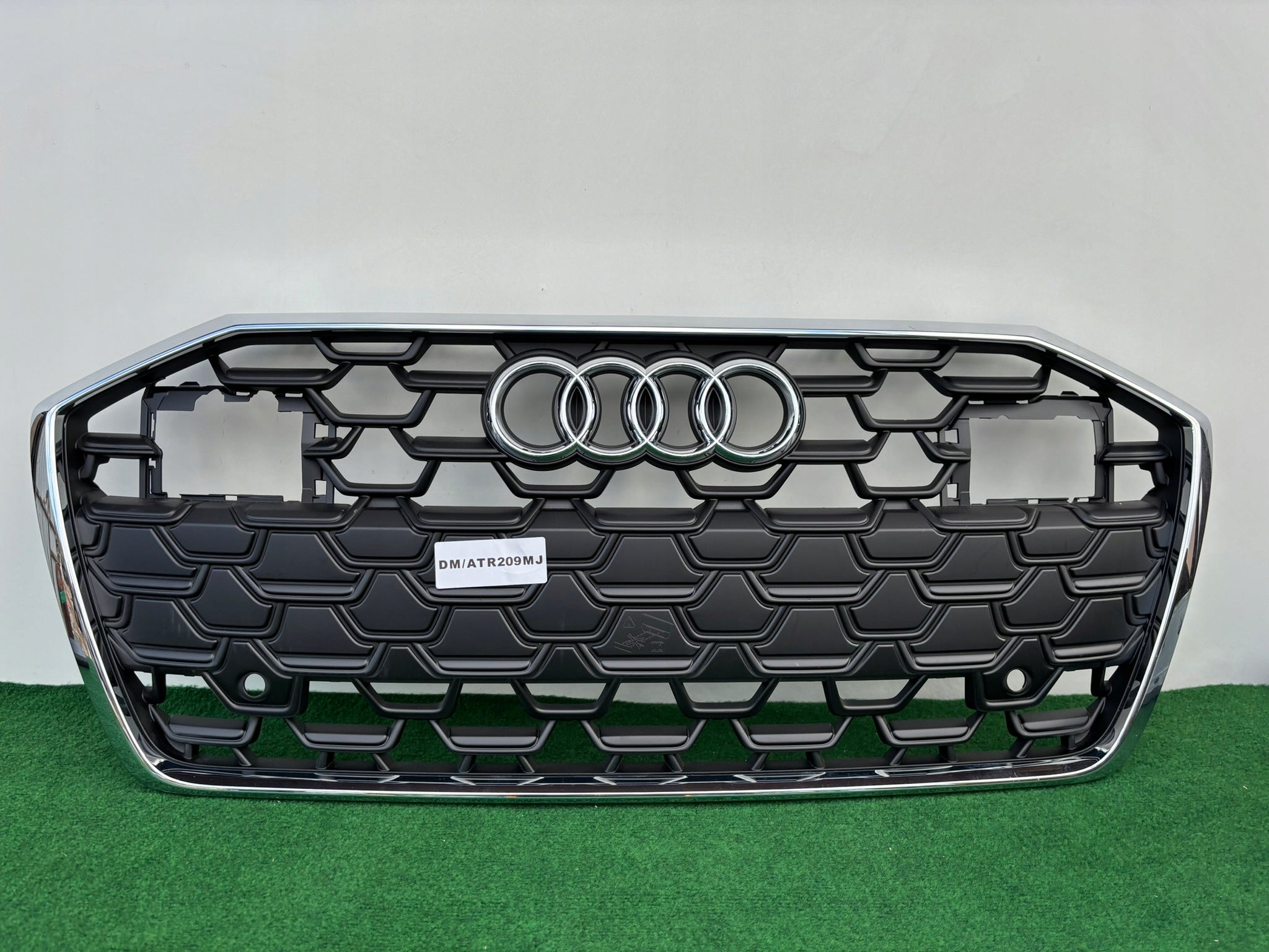  Calandre Audi A6 C8 4K FRONT GRILL 4K0853651R0 calandre  product image