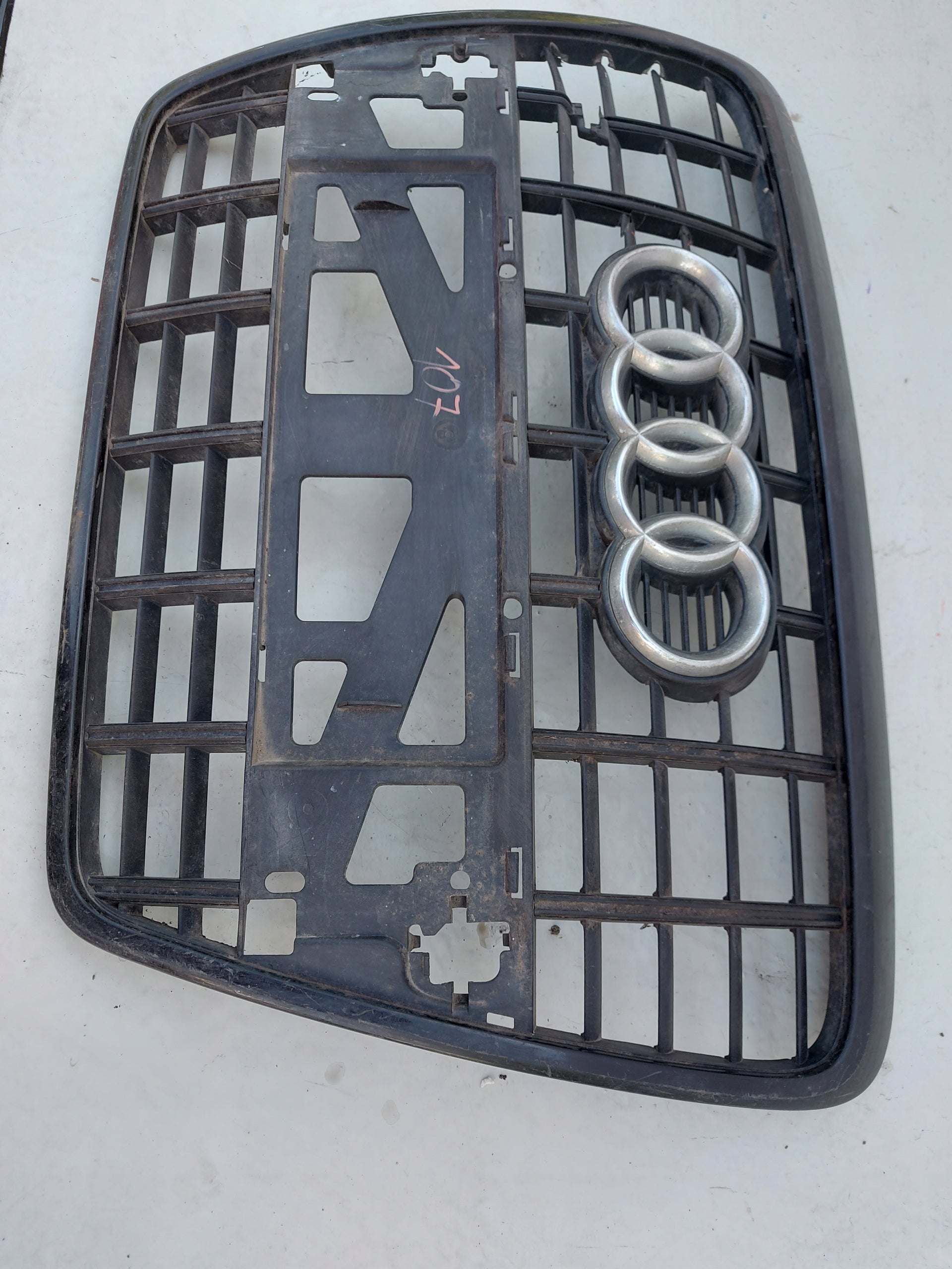 Kühlergrill Audi A6 C6 FRONTGRILL 4f0853651aj Kühlergitter