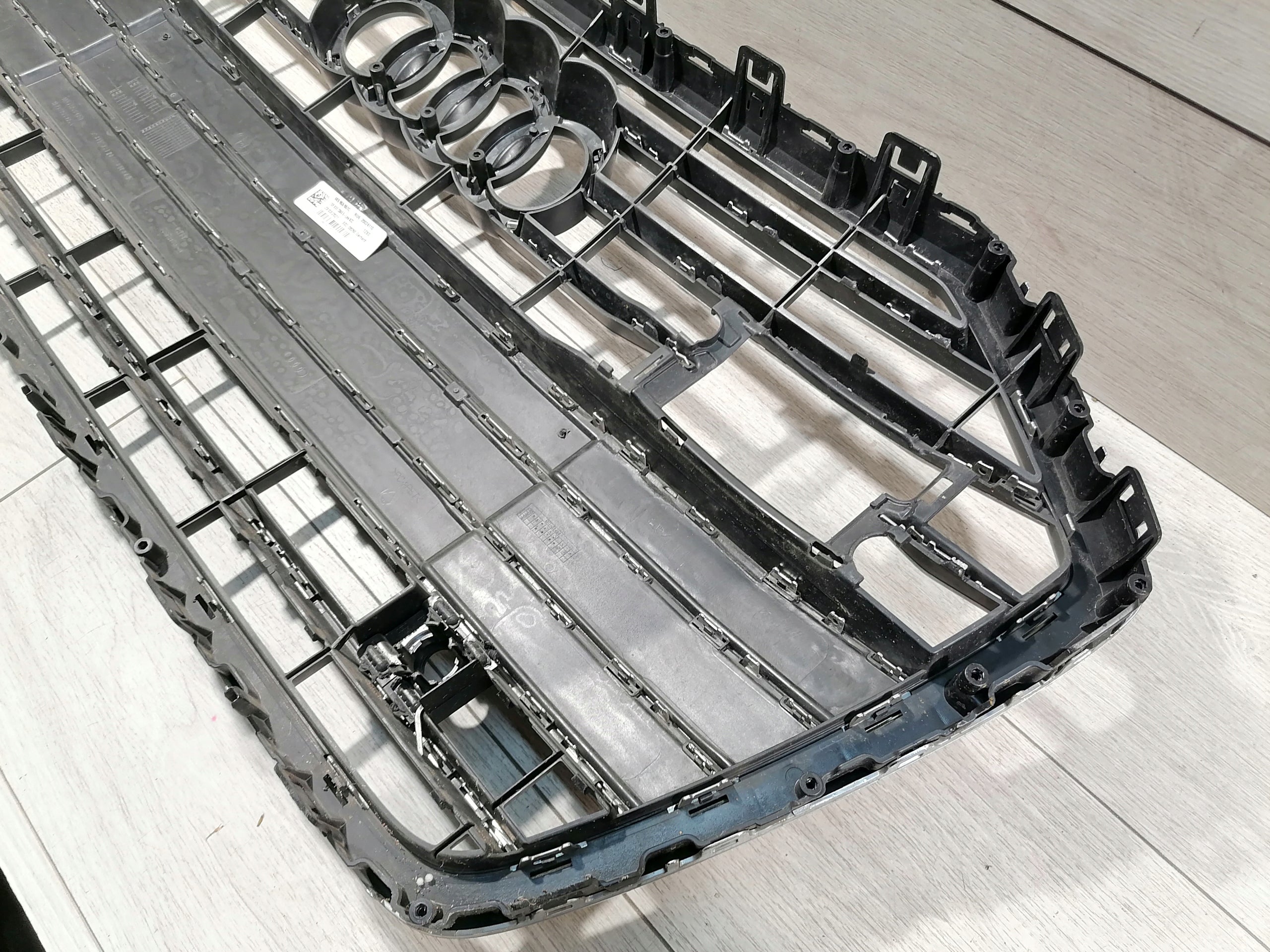 Kühlergrill Audi A6 C8 4K FRONTGRILL 8K0853651C8 Kühlergitter