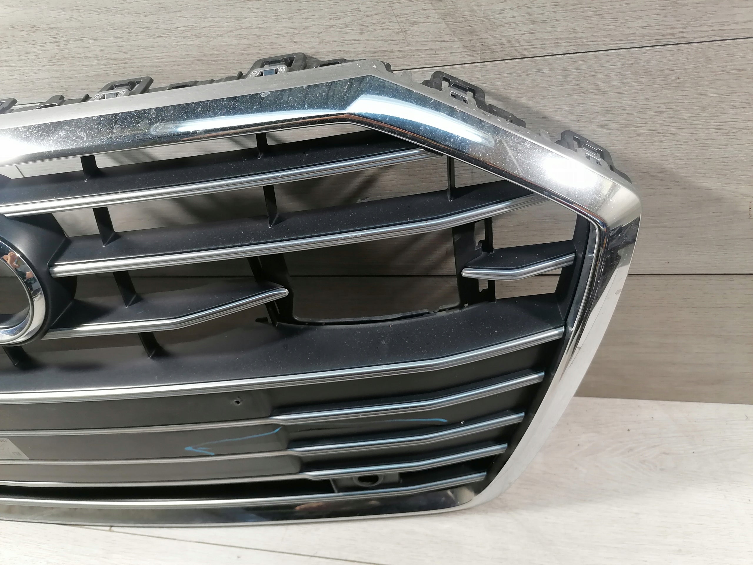 Kühlergrill Audi A6 C8 4K FRONTGRILL 8K0853651C8 Kühlergitter