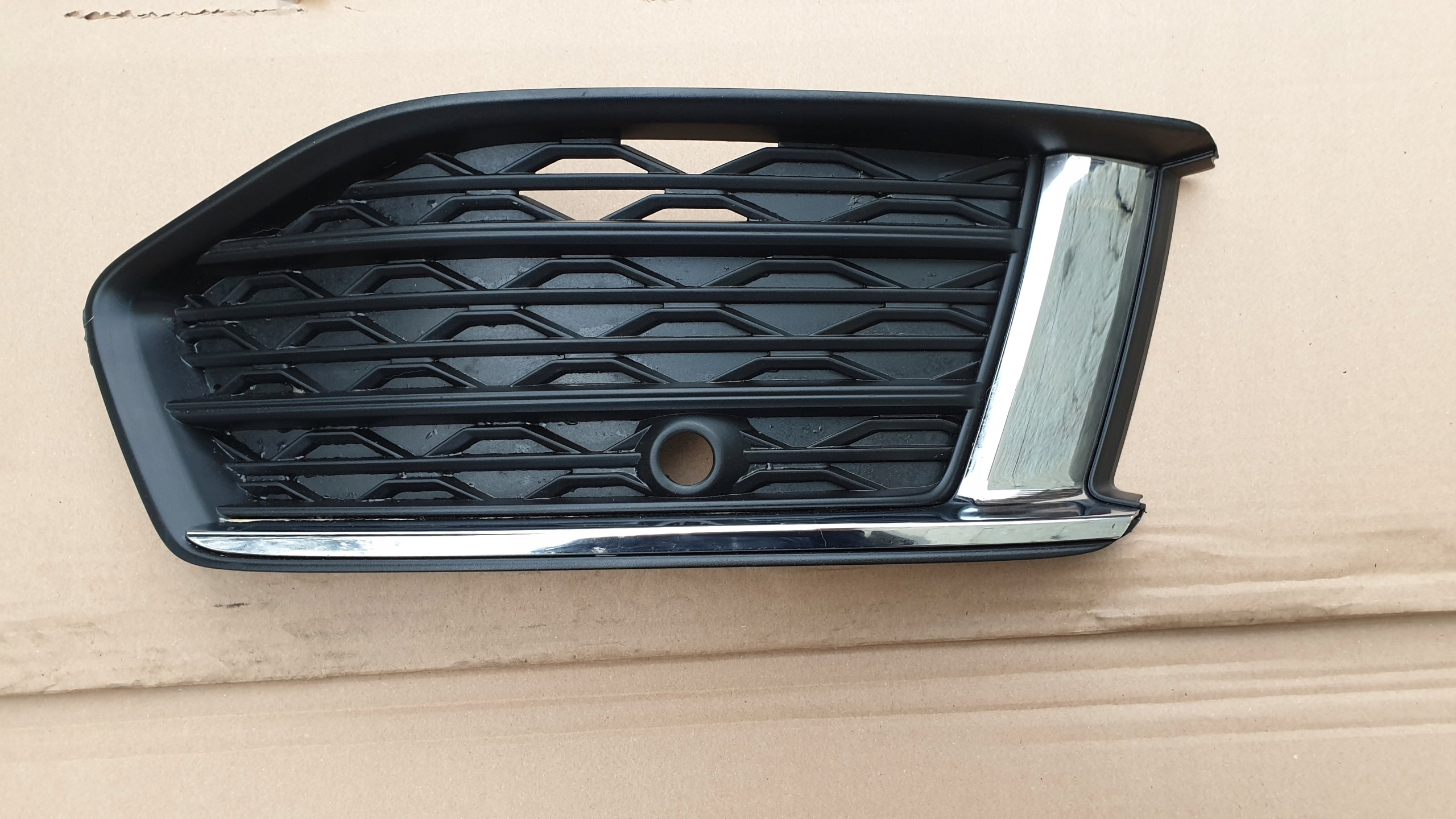 Kühlergrill Audi A6 C8 4K FRONTGRILL Kühlergitter