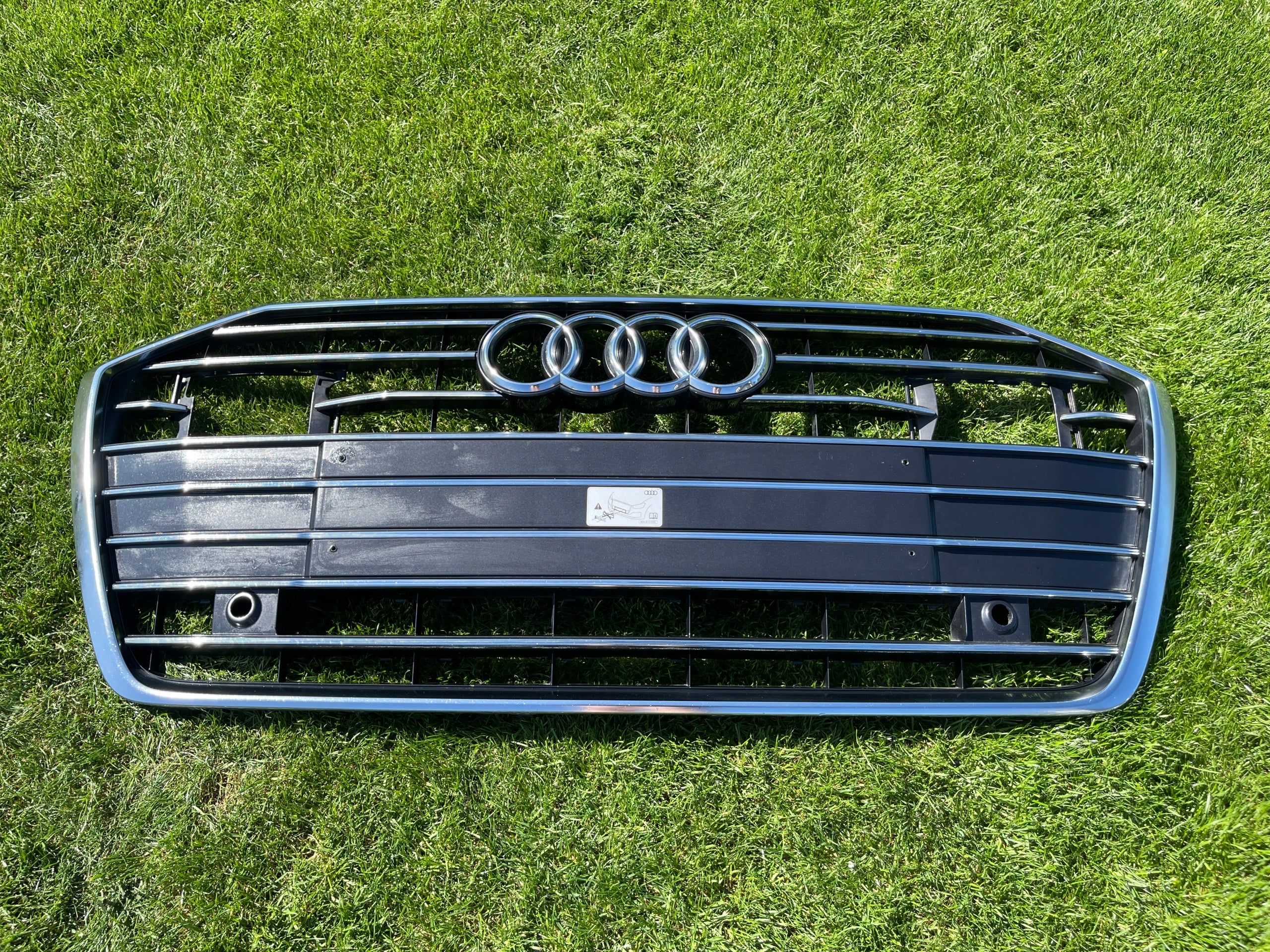  Grille de radiateur Audi A6 C8 4K0 GRILLE AVANT 4K0853653 Grille de radiateur  product image