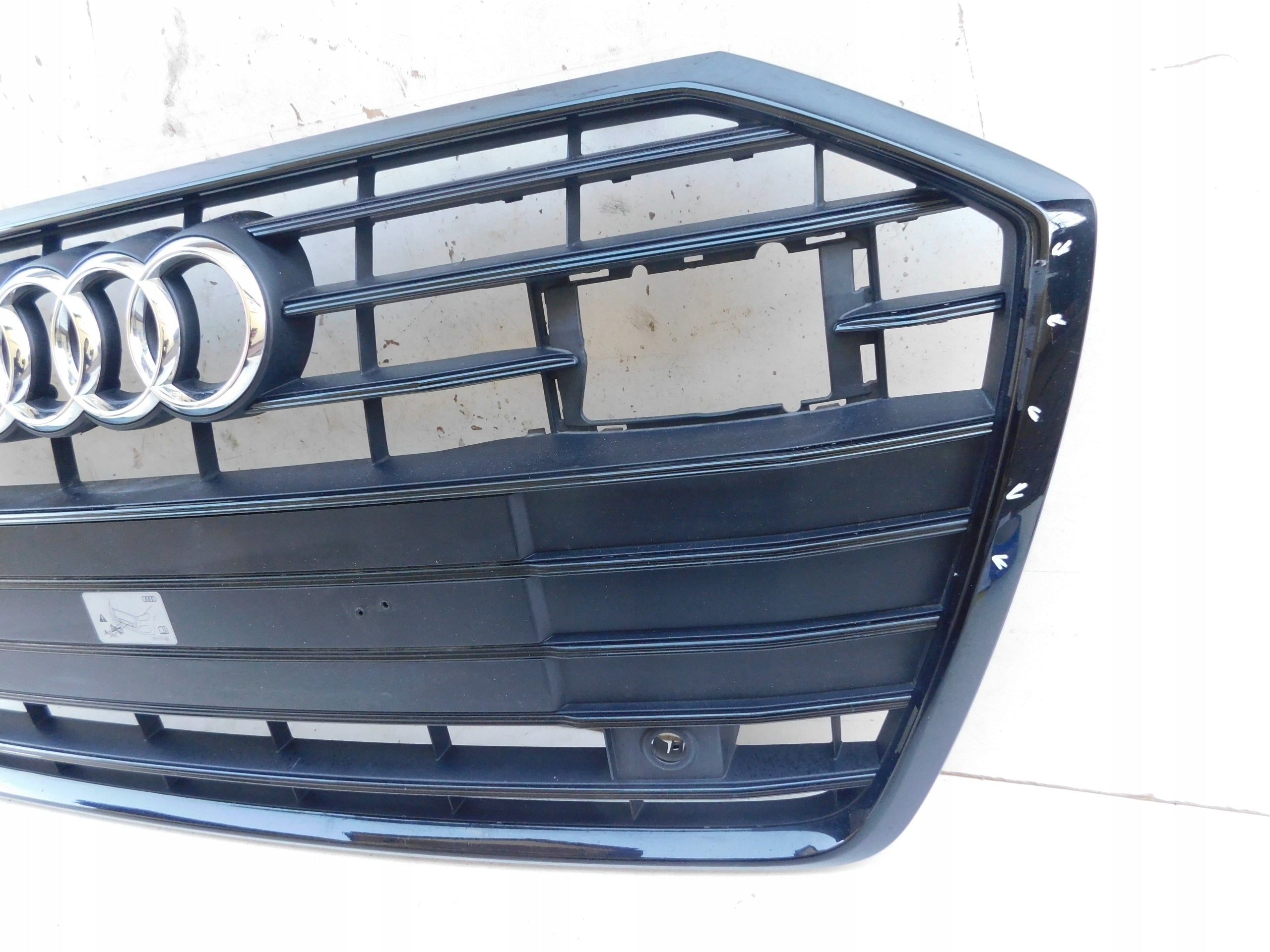 Kühlergrill Audi A6 C8 4K FRONTGRILL 4K0853653 Kühlergitter