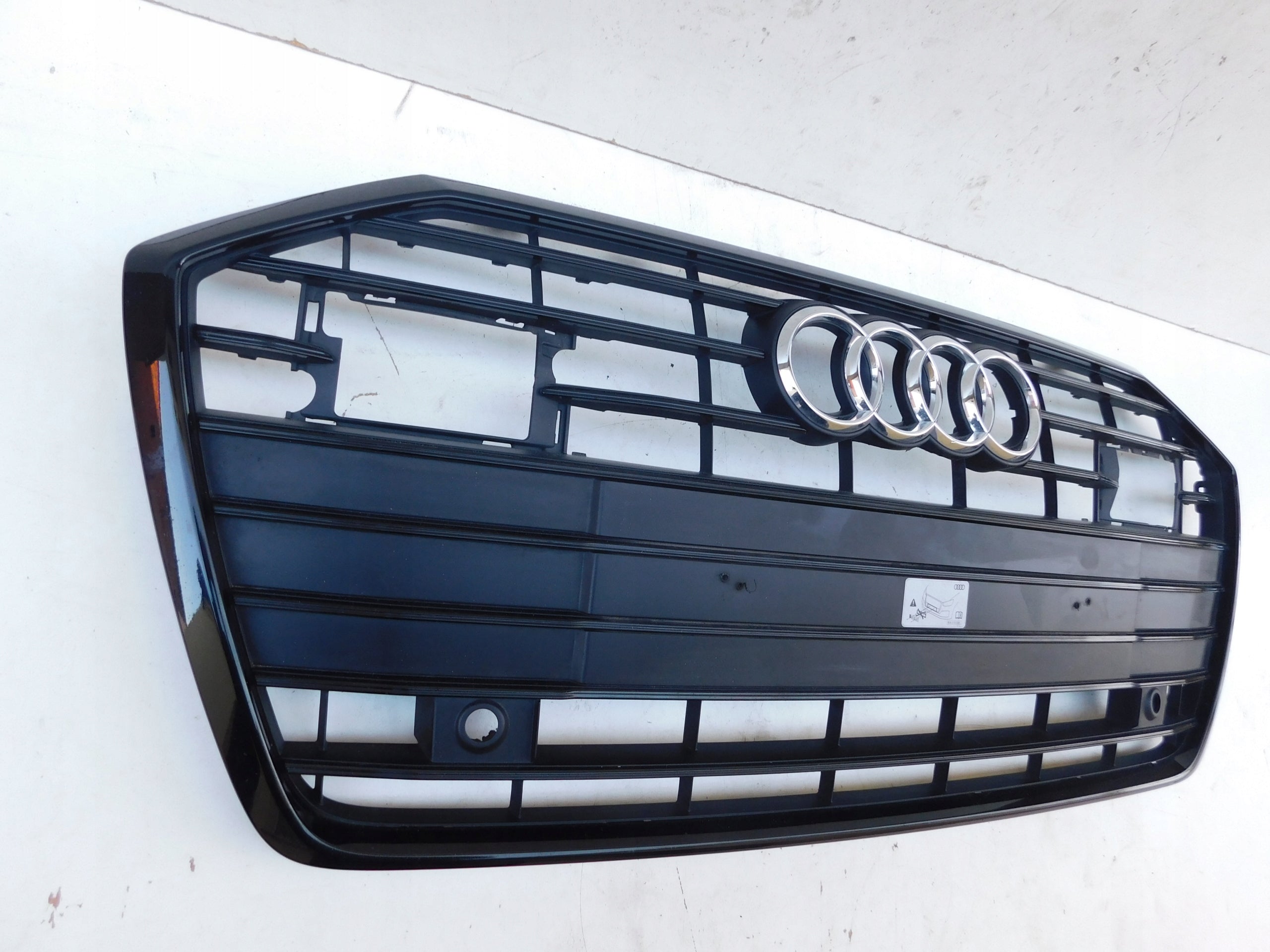 Kühlergrill Audi A6 C8 4K FRONTGRILL 4K0853653 Kühlergitter