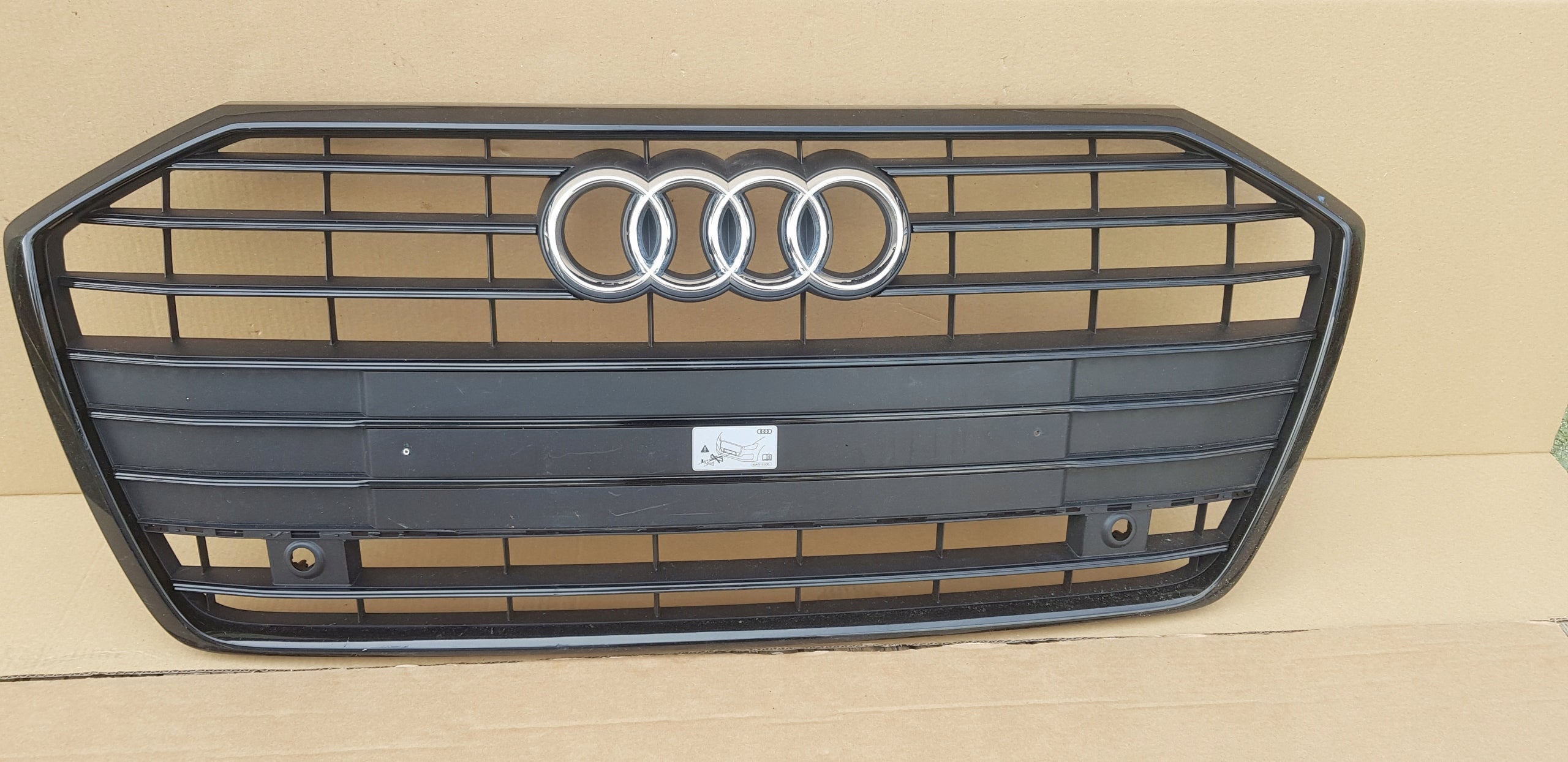 Kühlergrill Audi A6 C8 4K0 FRONTGRILL 4K0853651B Kühlergitter