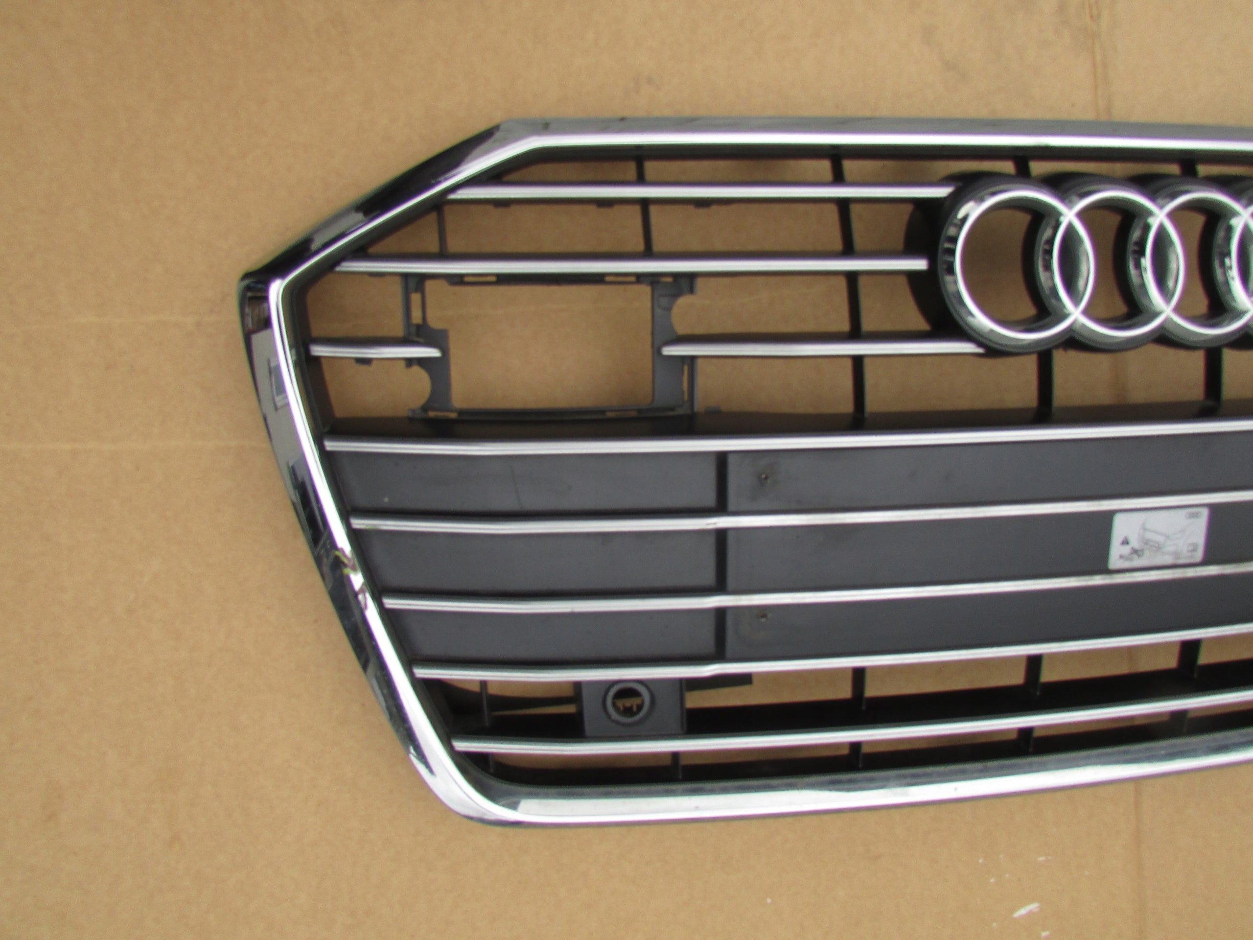 Kühlergrill Audi A6 C8 4K FRONTGRILL 4K0853651C Kühlergitter