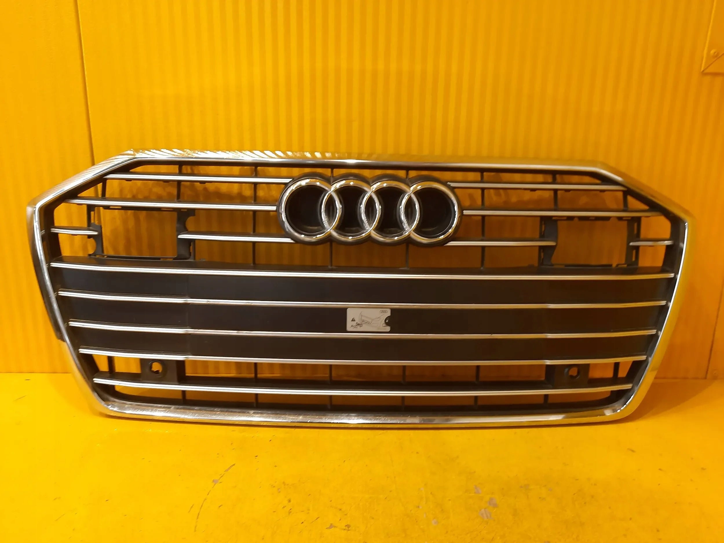 Kühlergrill Audi A6 C8 4K FRONTGRILL 4K0853651C Kühlergitter