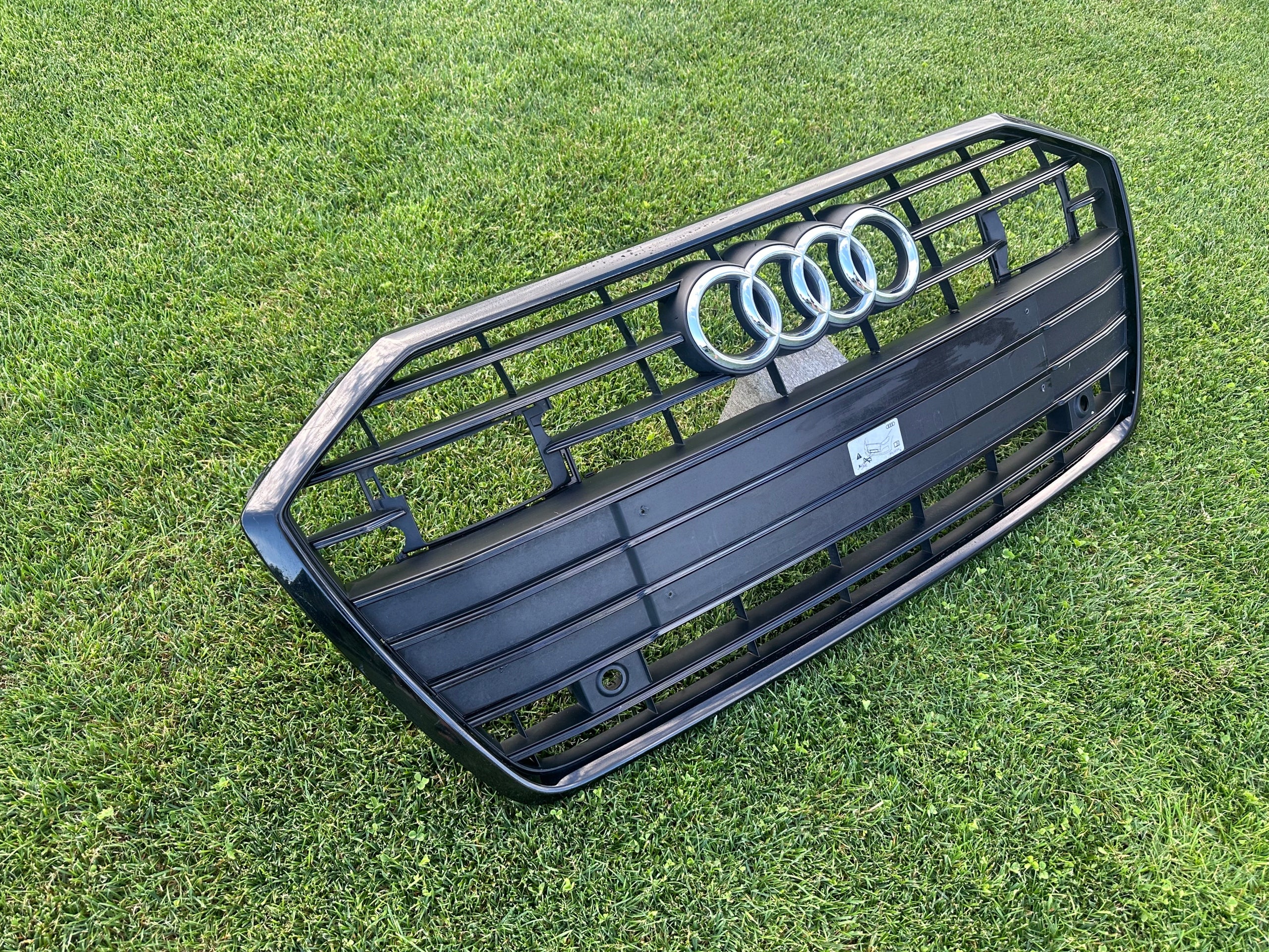 Kühlergrill Audi A6 C8 4K FRONTGRILL 4K0853651C Kühlergitter