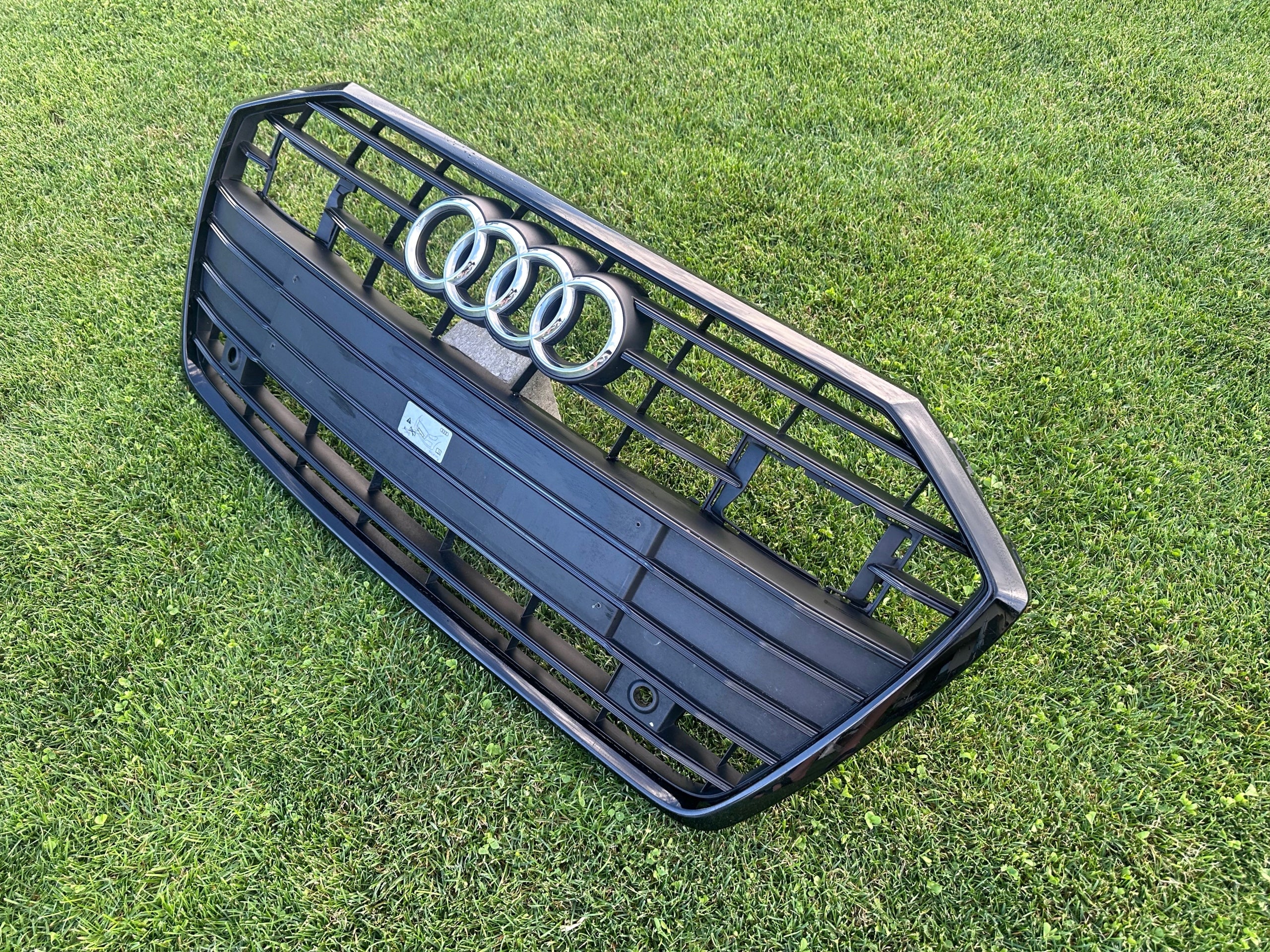 Kühlergrill Audi A6 C8 4K FRONTGRILL 4K0853651C Kühlergitter