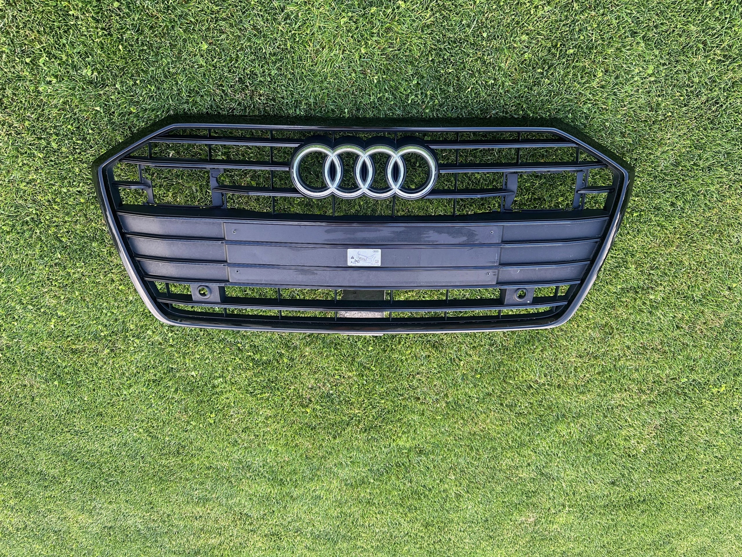 Kühlergrill Audi A6 C8 4K FRONTGRILL 4K0853651C Kühlergitter