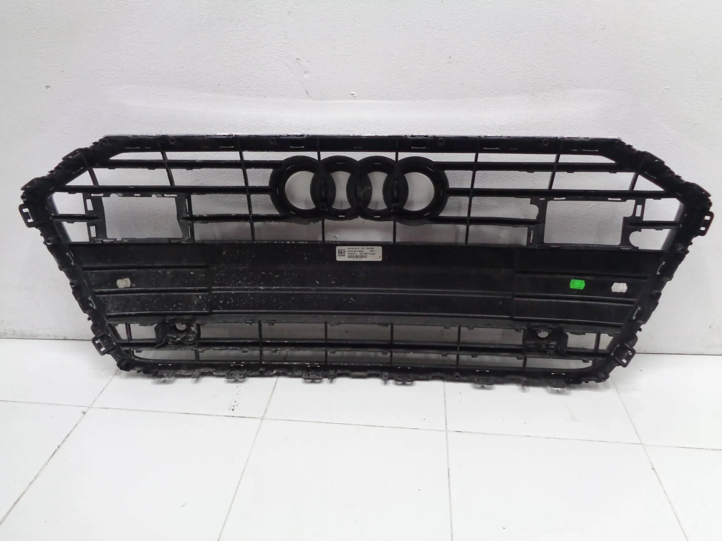 Kühlergrill Audi A6 C8 4K FRONTGRILL 4K0853651A4 Kühlergitter