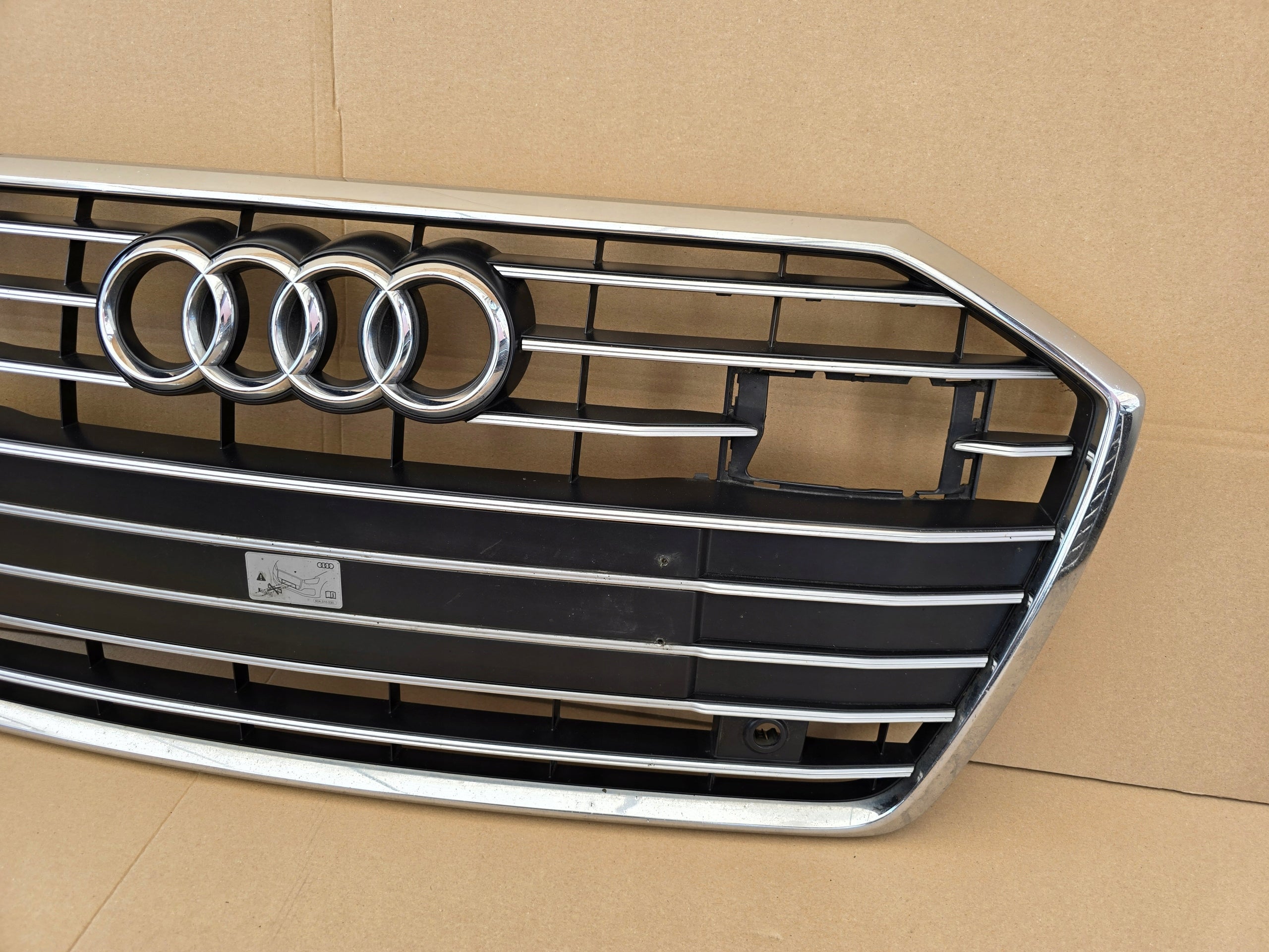 Kühlergrill Audi A6 C8 4K FRONTGRILL 4K0853651CA Kühlergitter