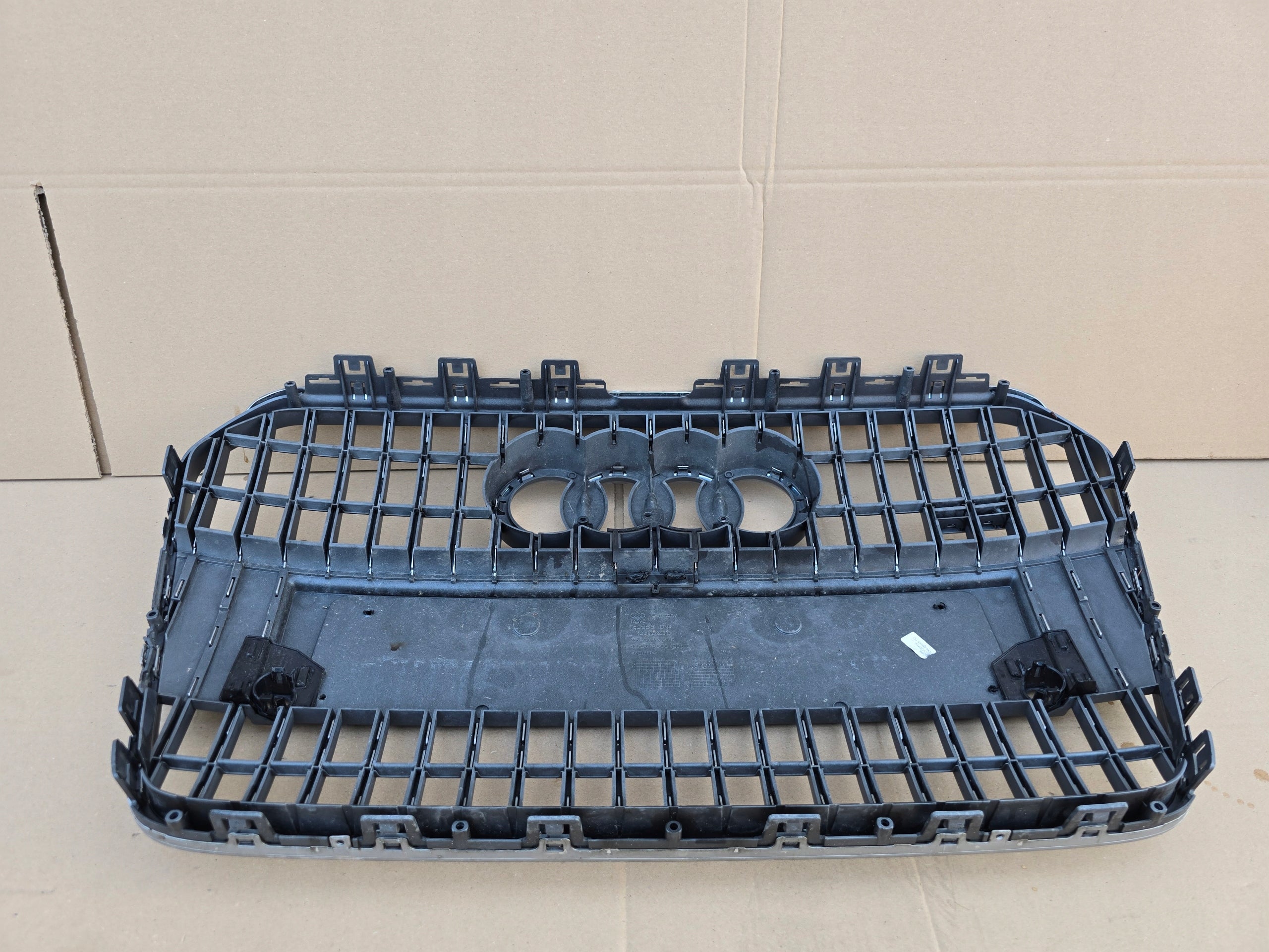 Kühlergrill Audi 4G A6 C7 ALLROAD FRONTGRILL 4G0853653C Kühlergitter