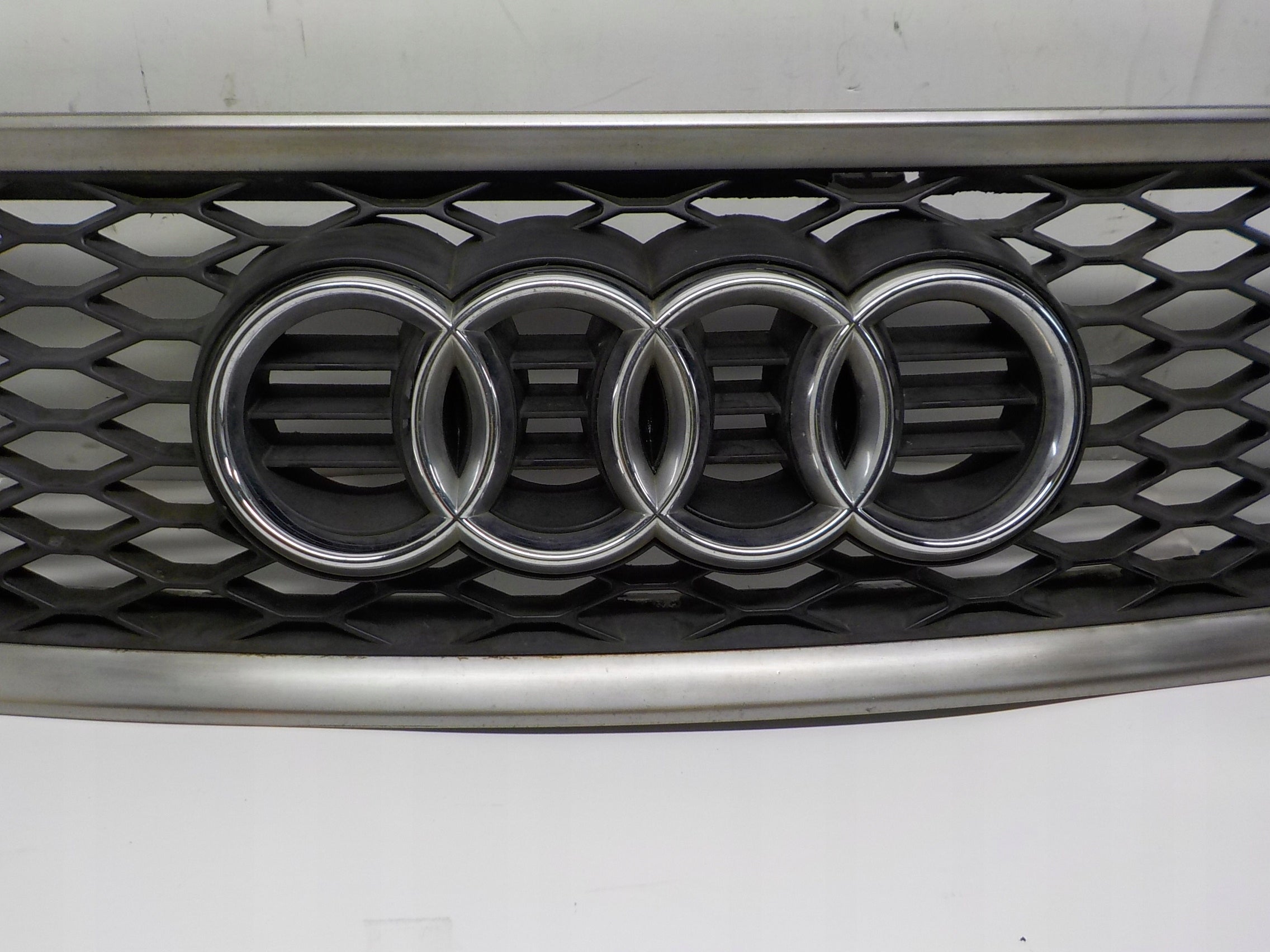 Kühlergrill Audi RS6 A6 C5 FRONTGRILL 4B0853651G4 Kühlergitter