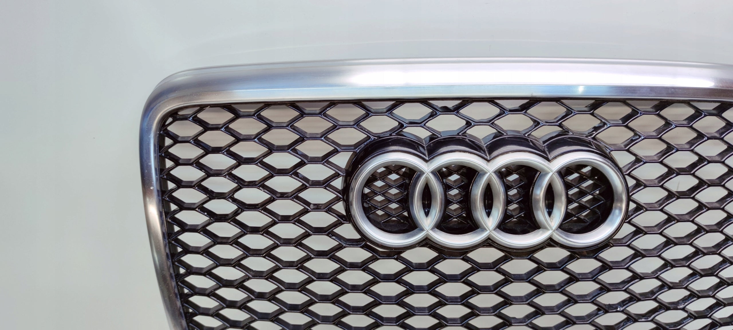 Kühlergrill Audi RS6 AM A6 C6 FRONTGRILL 4F0853651AM Kühlergitter