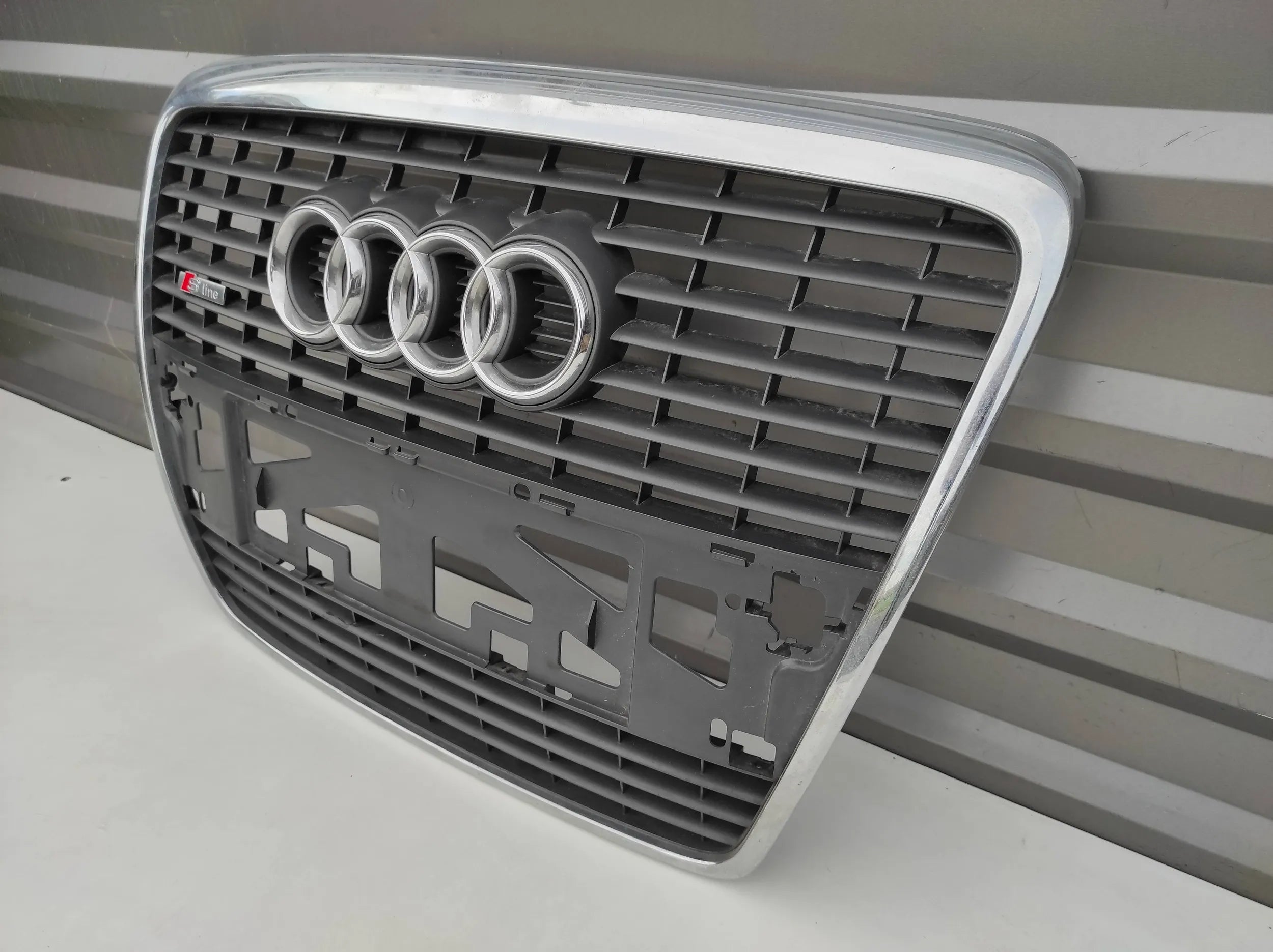 Kühlergrill Audi S6 C6 A6 FRONTGRILL 4F0853651 Kühlergitter