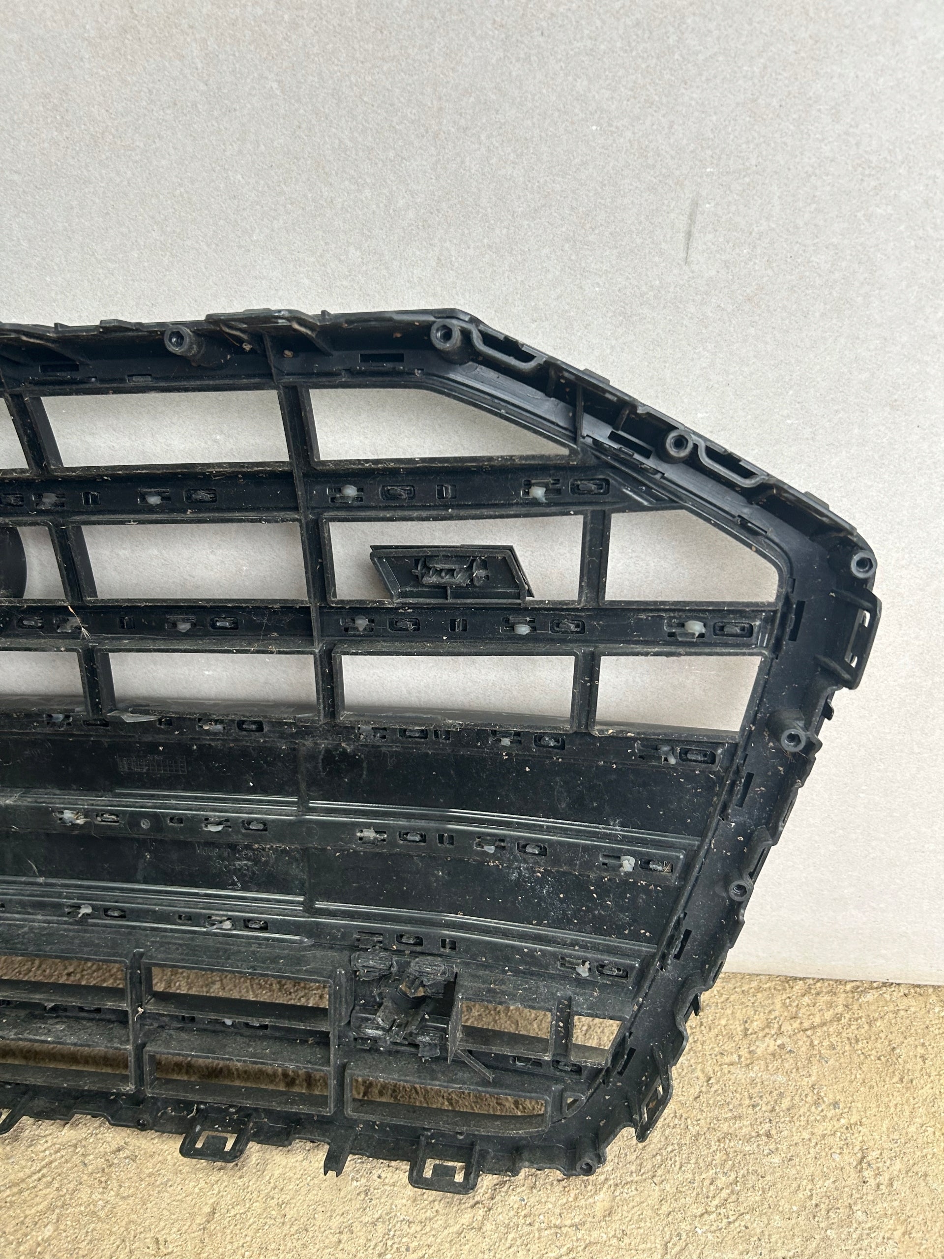 Kühlergrill Audi A6 C8 S6 4K FRONTGRILL 4K0853651D Kühlergitter