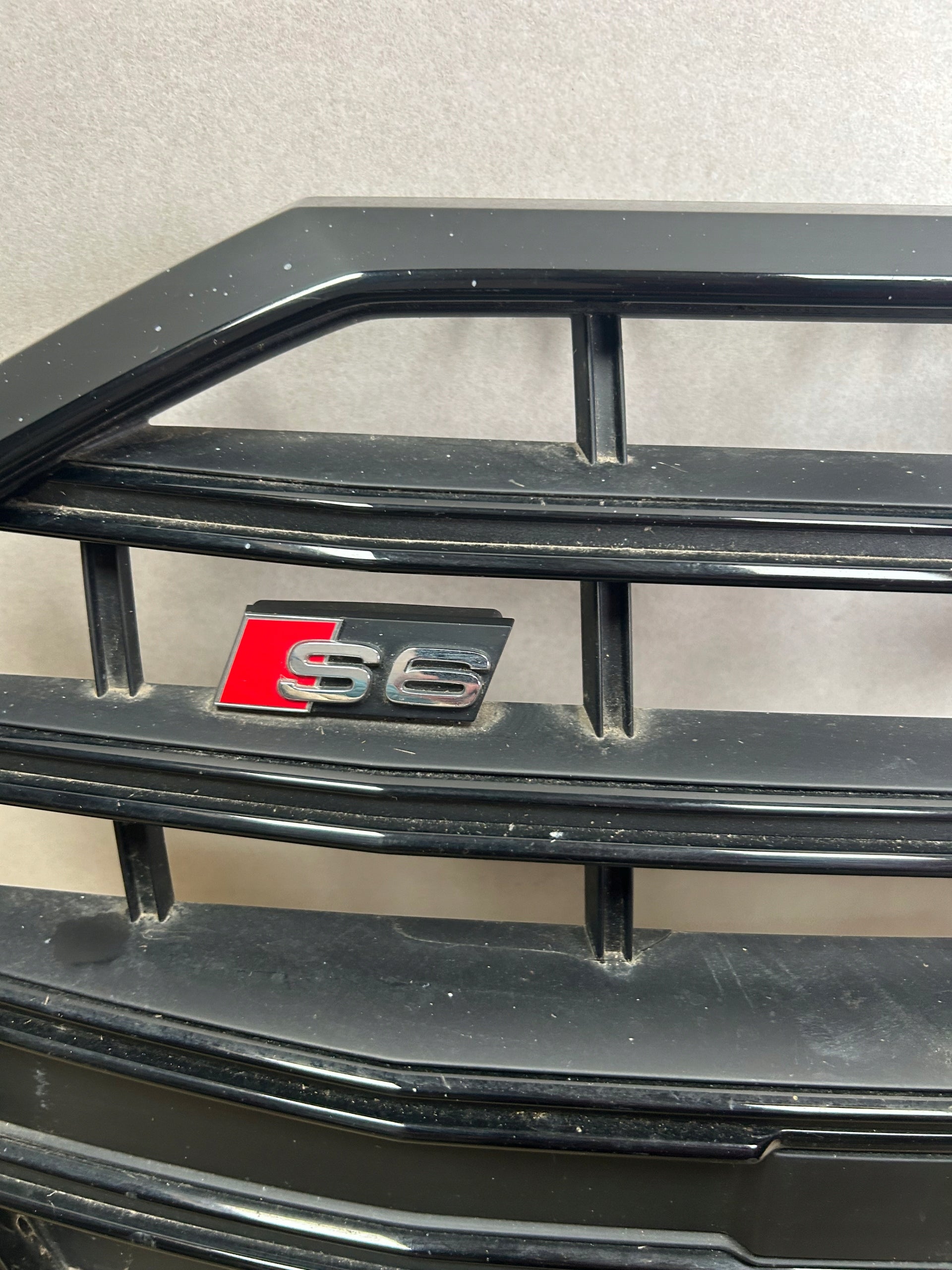 Kühlergrill Audi A6 C8 S6 4K FRONTGRILL 4K0853651D Kühlergitter