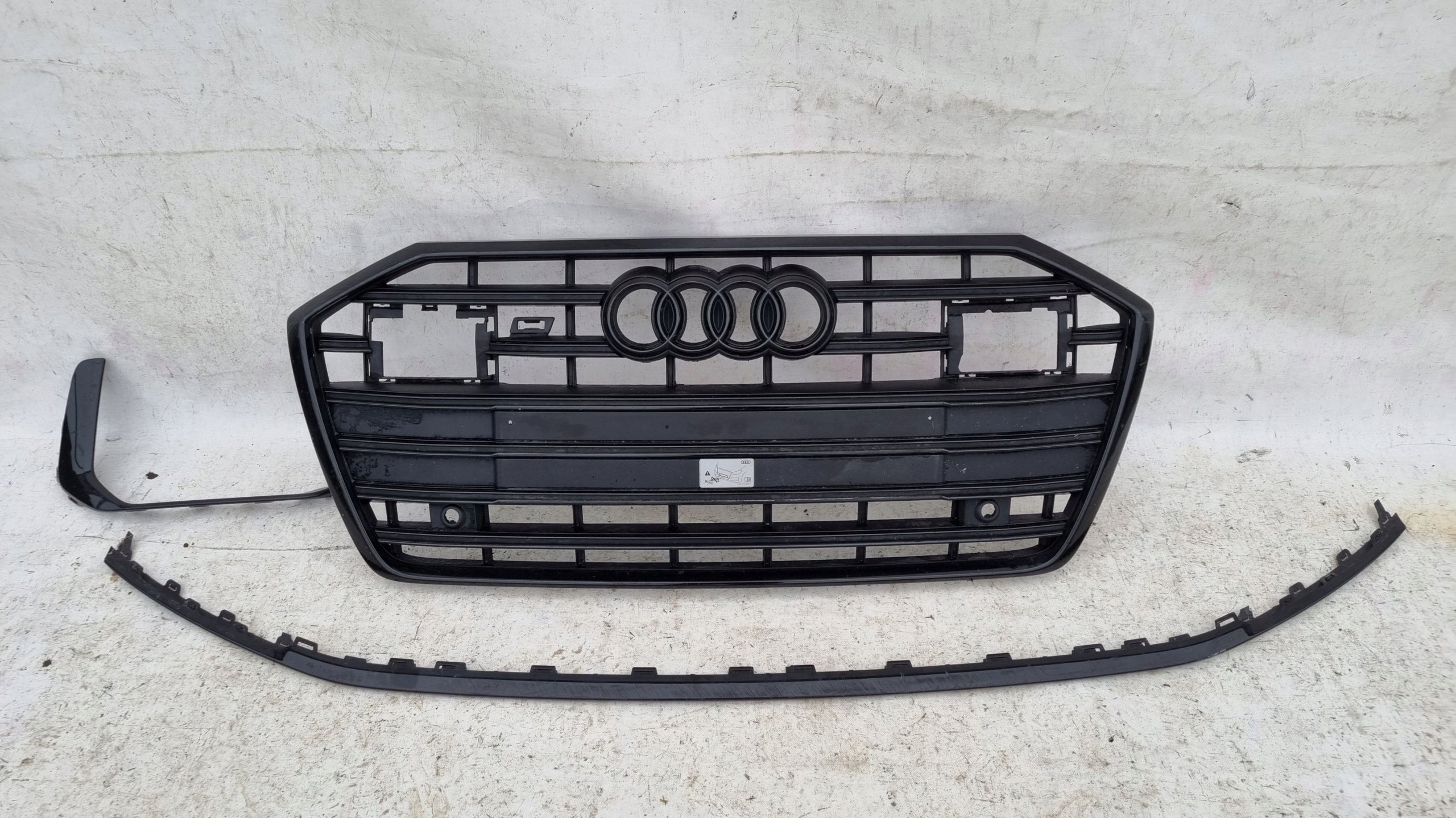  Kühlergrill Audi C8 S6 A6 4K FRONTGRILL 4K0853651E4 Kühlergitter product image