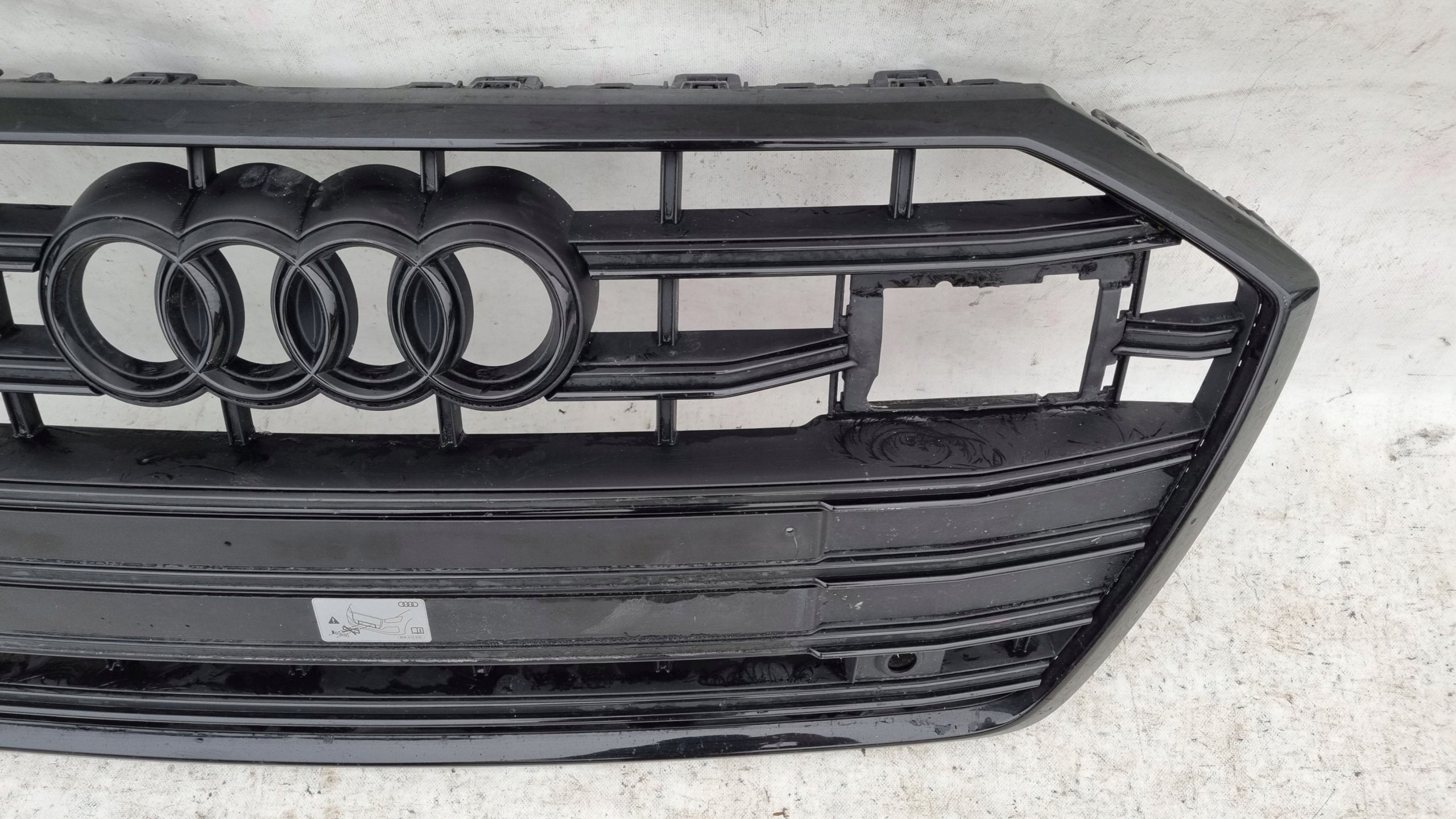 Kühlergrill Audi C8 S6 A6 4K FRONTGRILL 4K0853651E4 Kühlergitter