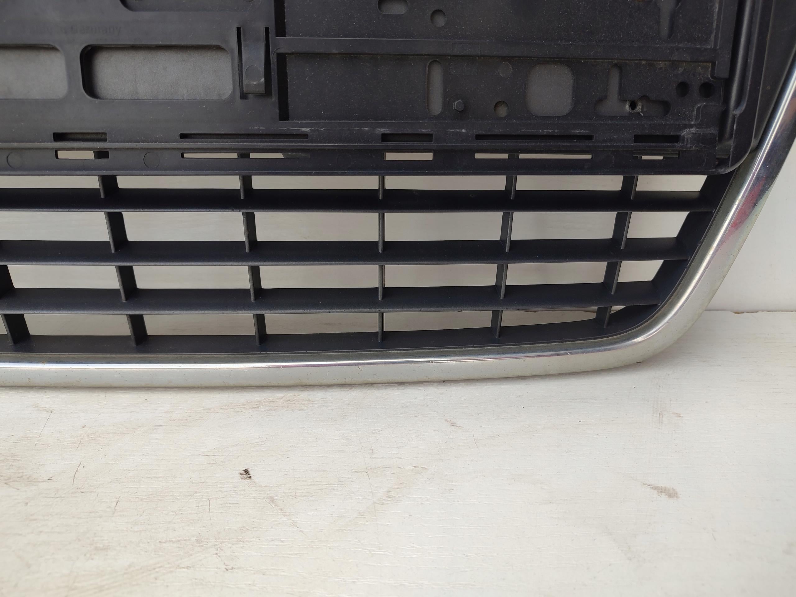 Kühlergrill Audi TT A6 C6 FRONTGRILL 4F0853651at Kühlergitter