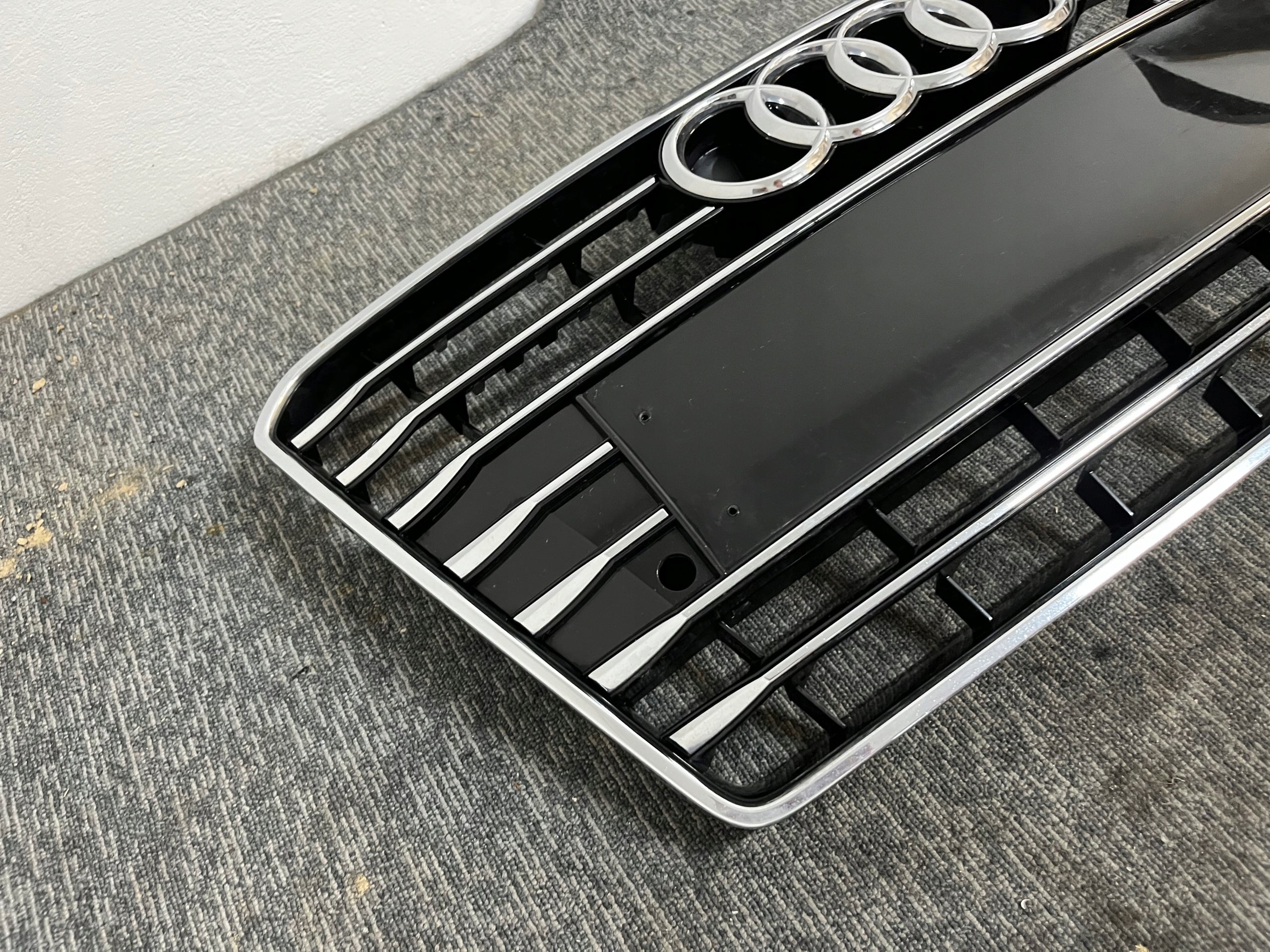 Kühlergrill Audi C7 A7 FRONTGRILL 4G88536514G Kühlergitter