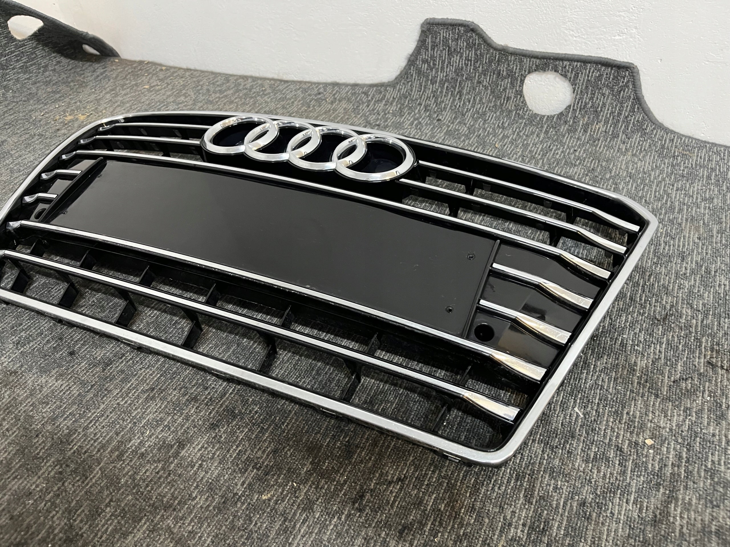 Kühlergrill Audi C7 A7 FRONTGRILL 4G88536514G Kühlergitter