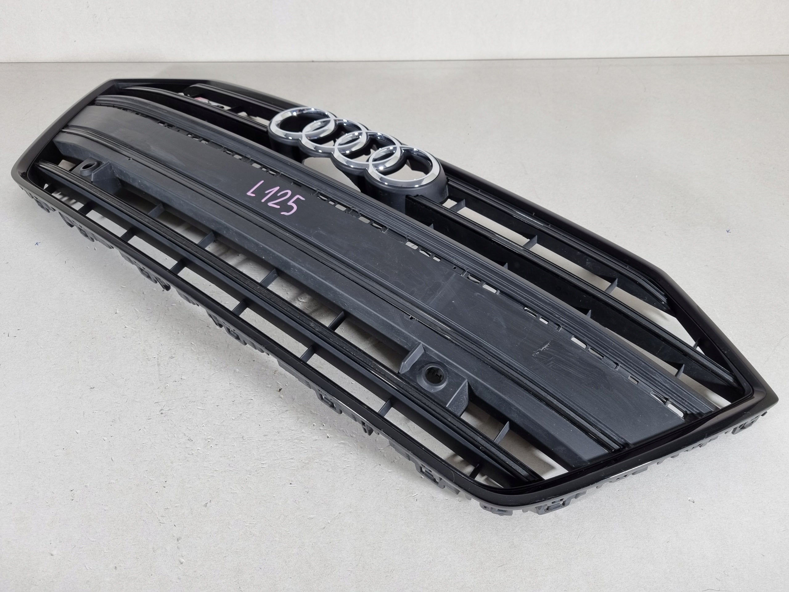 Kühlergrill Audi A7 4K8 S7 4K8 C8 FRONTGRILL 4K8853651D4 Kühlergitter