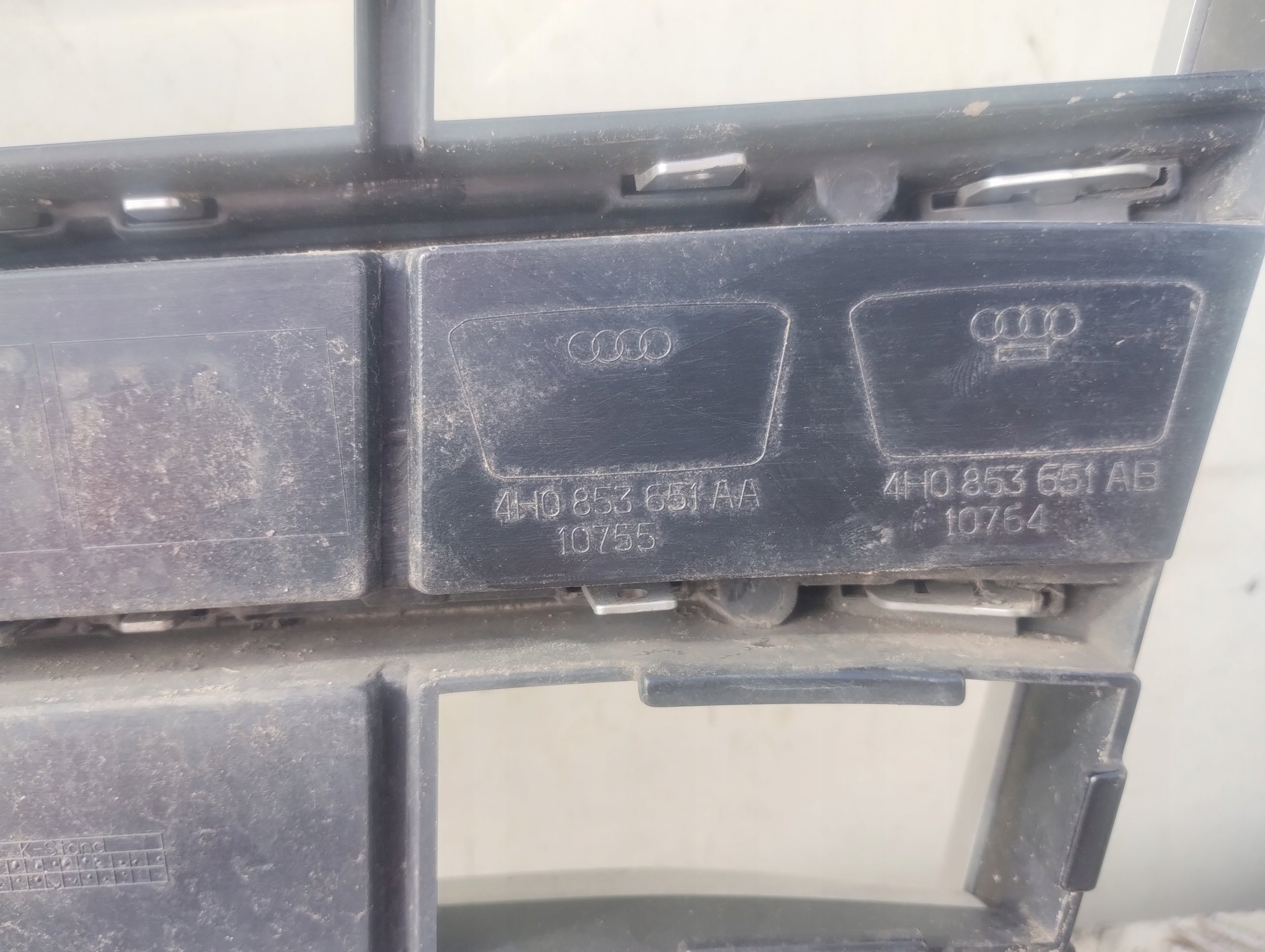 Kühlergrill Audi A8 4H A8 D4 4H FRONTGRILL 4H0853651AA Kühlergitter