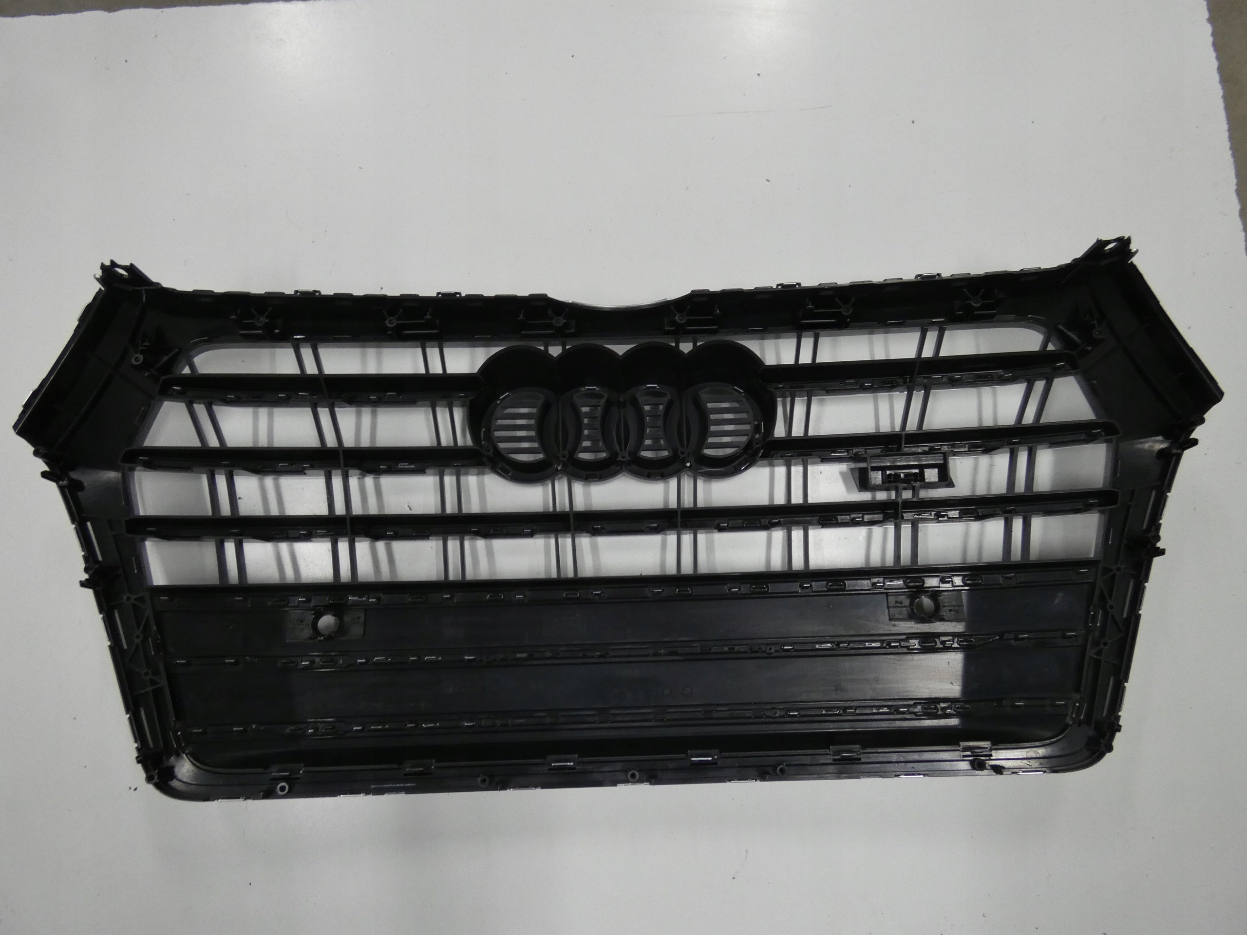 Kühlergrill Audi SQ5 A8 FRONTGRILL 80A853651F Kühlergitter