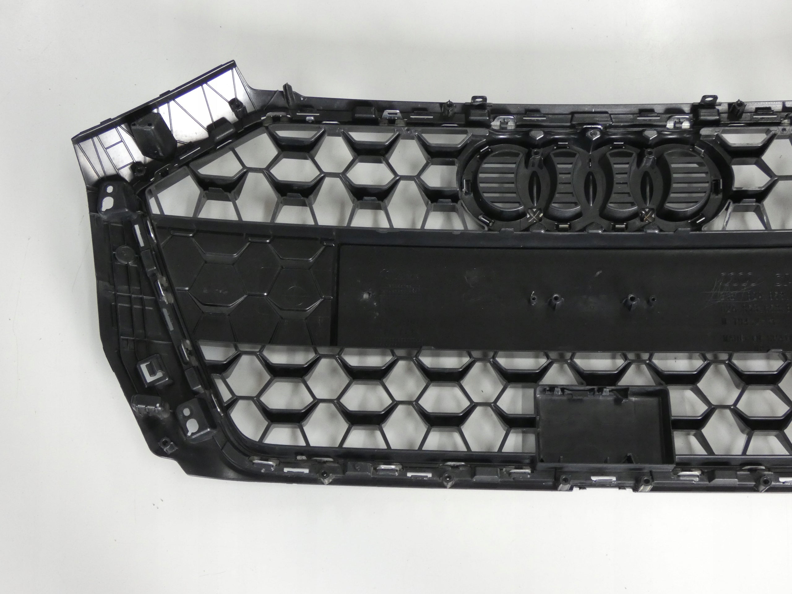 Kühlergrill Audi A8 A1 82A FRONTGRILL 82A853651B Kühlergitter