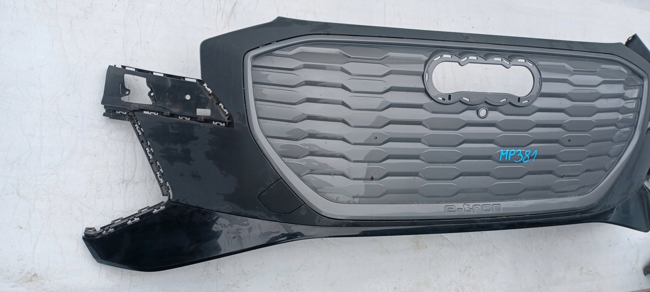 Kühlergrill Audi A8 Q4 E TRON FRONTGRILL 89A80772589 Kühlergitter