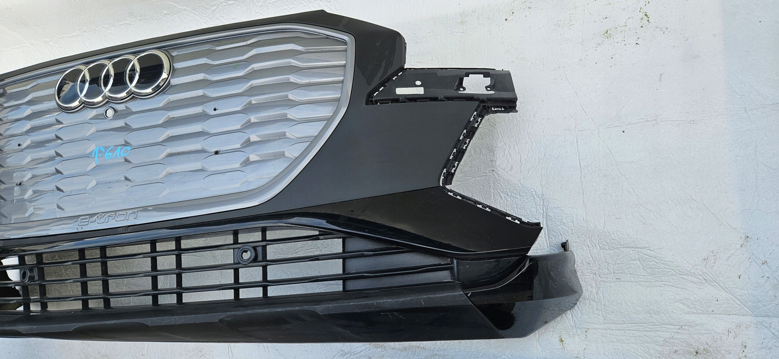 Kühlergrill Audi A8 Q4 E TRON FRONTGRILL 89A80772589 Kühlergitter