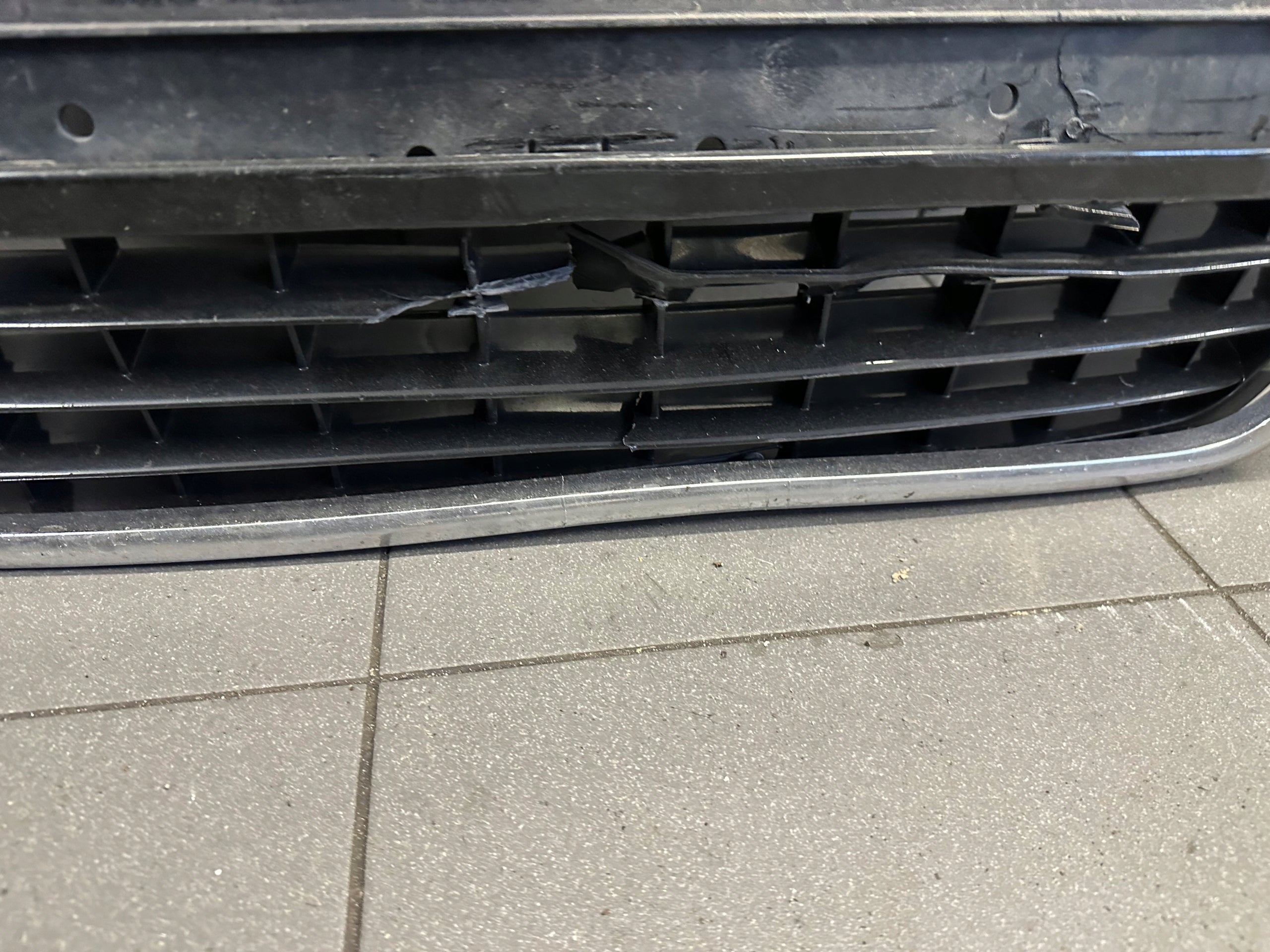 Kühlergrill Audi A8 D3 FRONTGRILL Kühlergitter