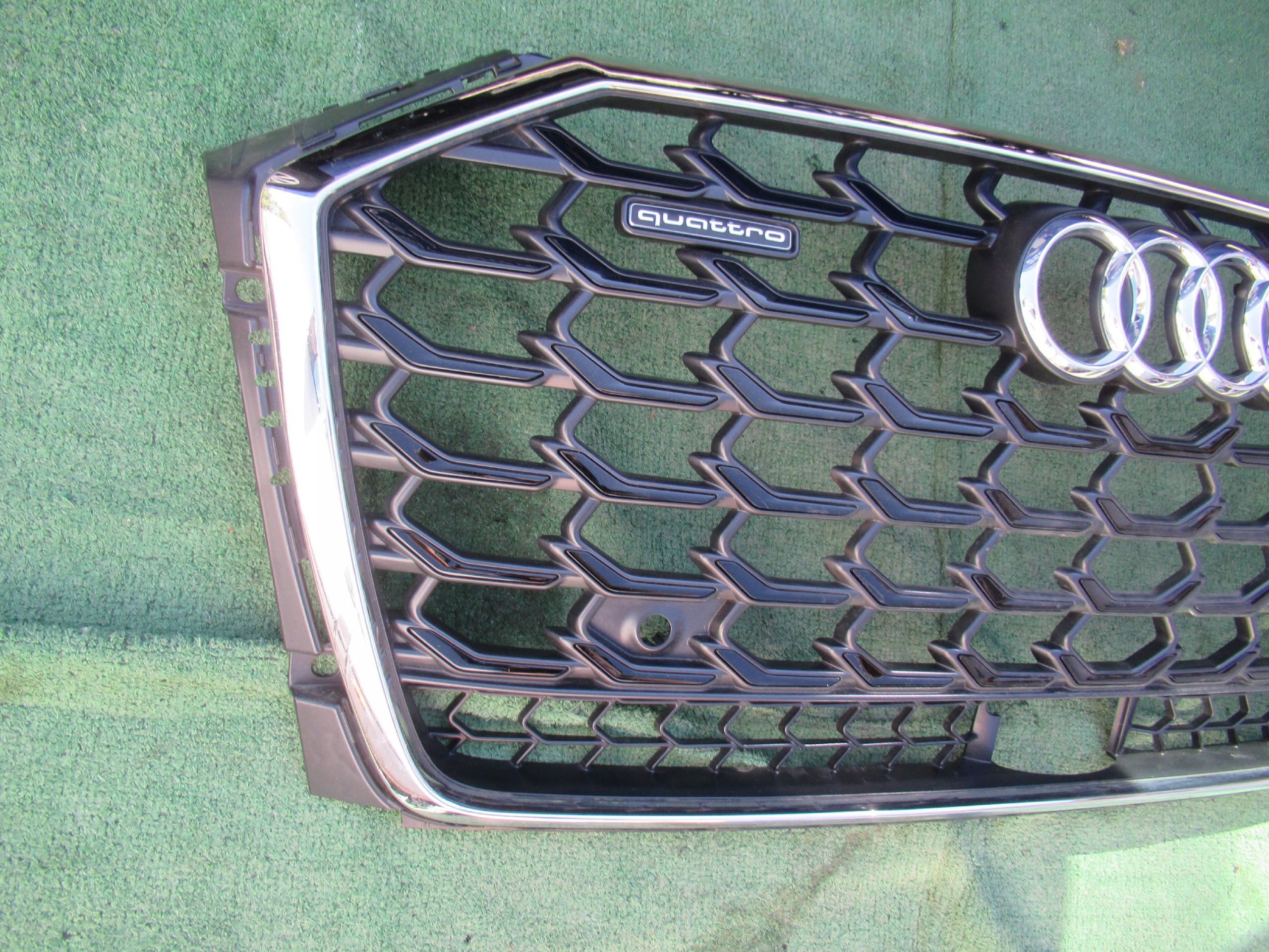 Kühlergrill Audi A8 FRONTGRILL 4N0853651AD Kühlergitter