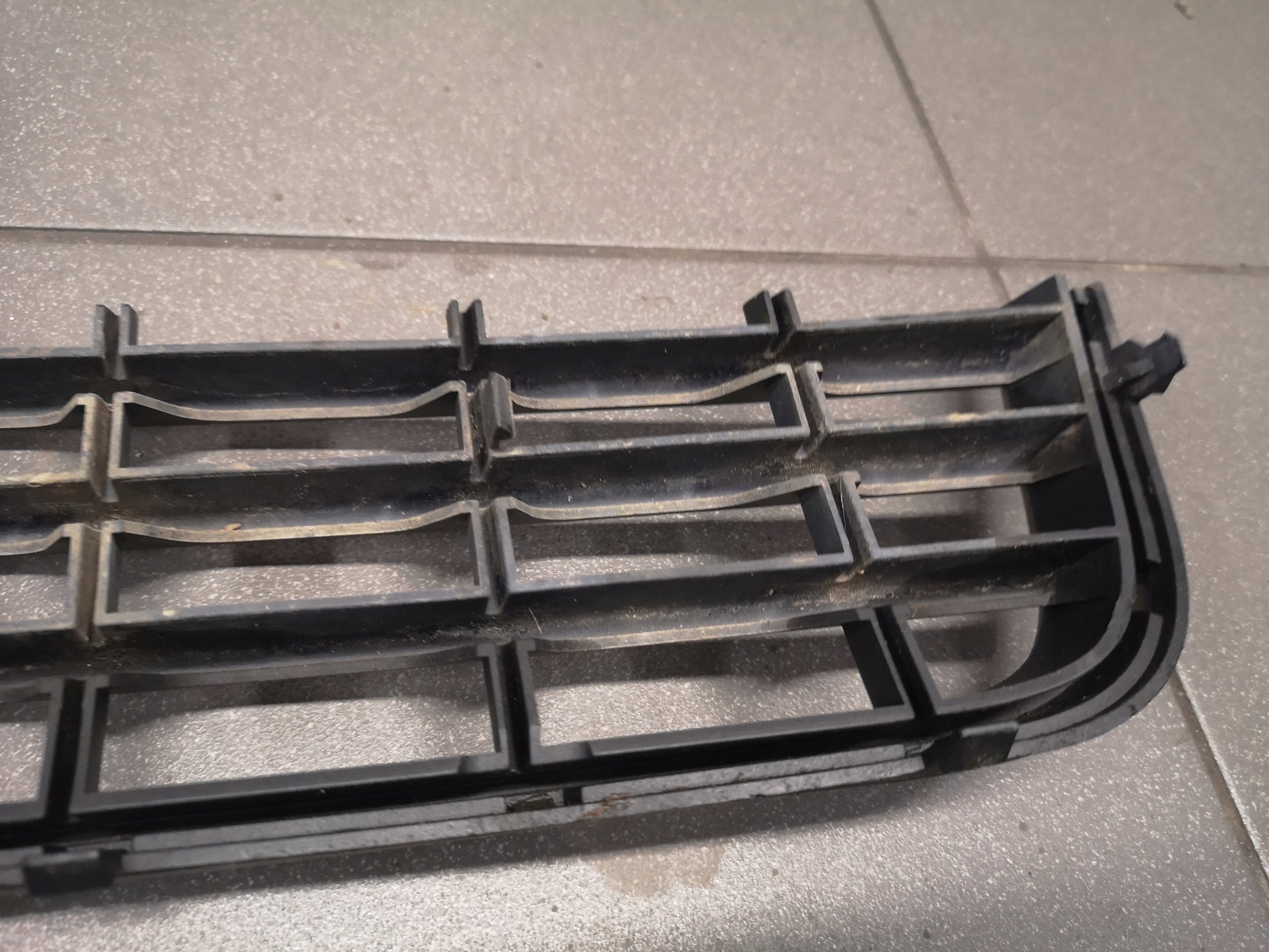 Kühlergrill Audi A8 D2 FRONTGRILL 4D0853667BG Kühlergitter